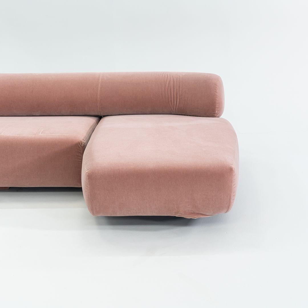 2023 Moroso Gogan Composition SP4 from MO10631 by Patricia Urquiola - Right Pink For Sale 3