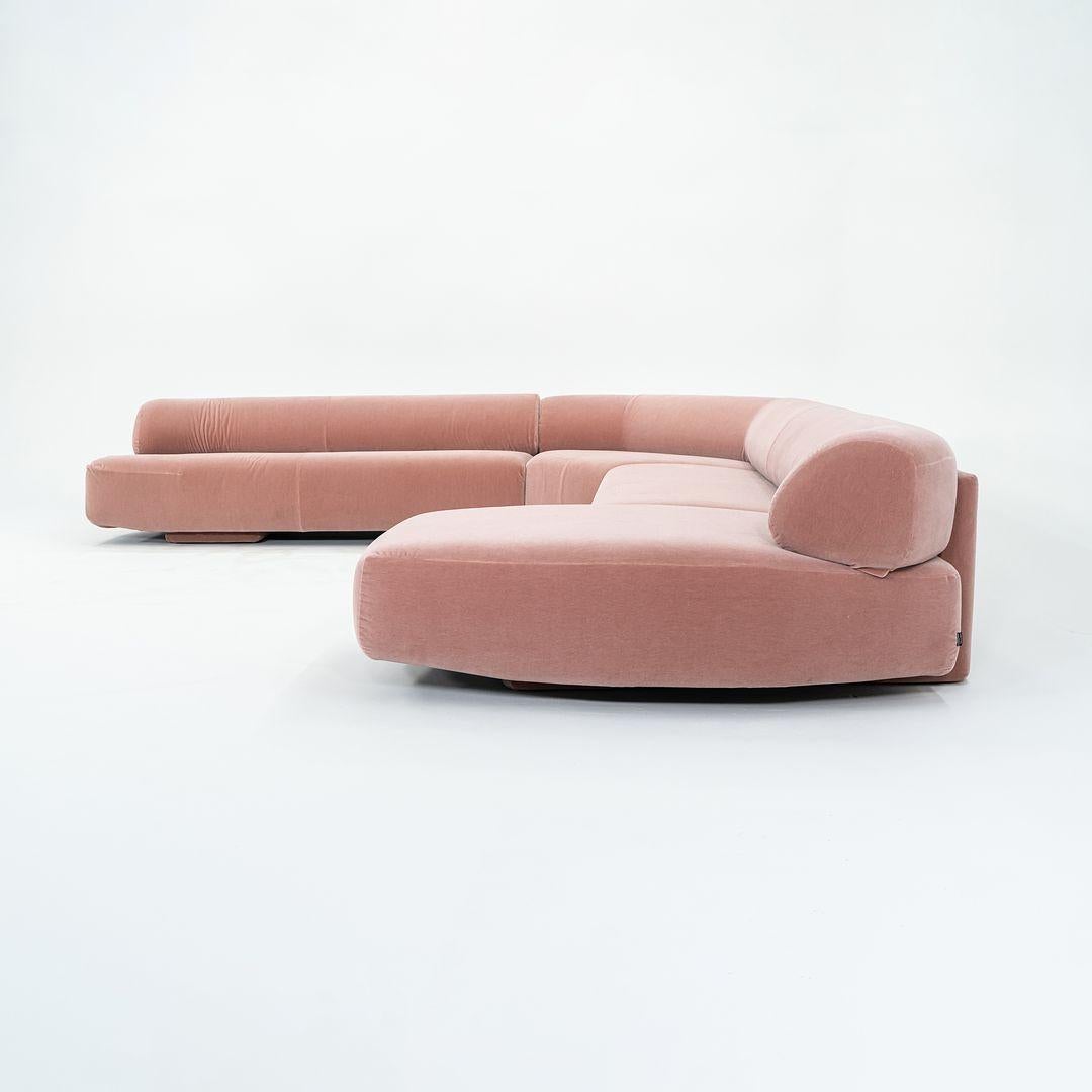 2023 Moroso Gogan Composition SP4 from MO10631 by Patricia Urquiola - Right Pink In Good Condition For Sale In Philadelphia, PA