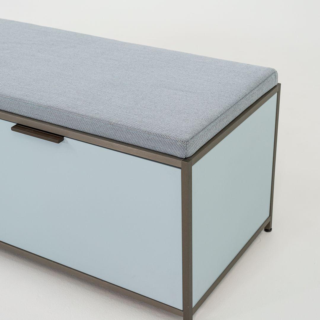 Banc DITA Pagnon & Pelhaitre avec coussin bleu Lavande sur finition en acier, 2023 en vente 1
