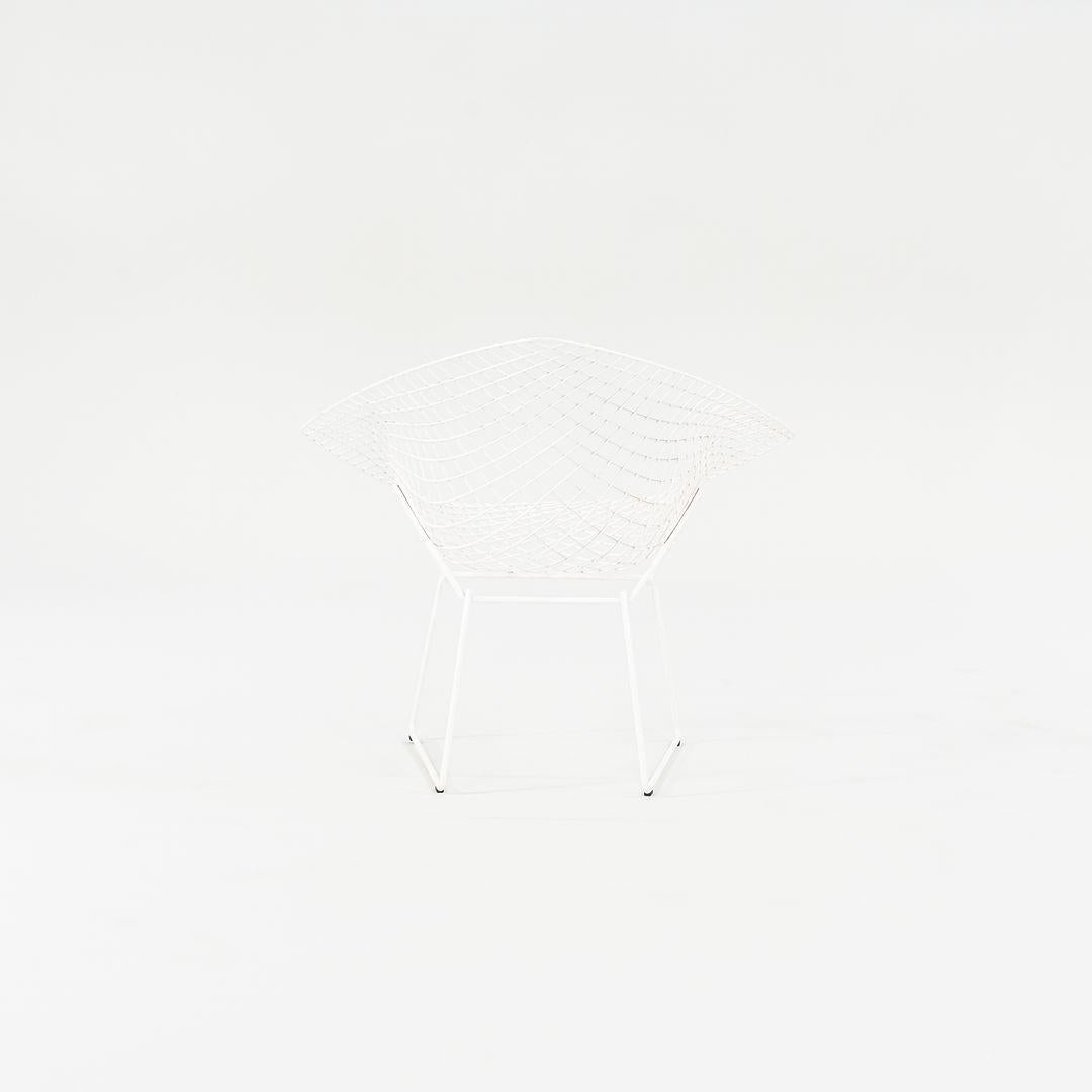 Paar Knoll Bertoia Diamant-Loungesessel in Weiß, Modell 421, 2023, Paar im Angebot 3