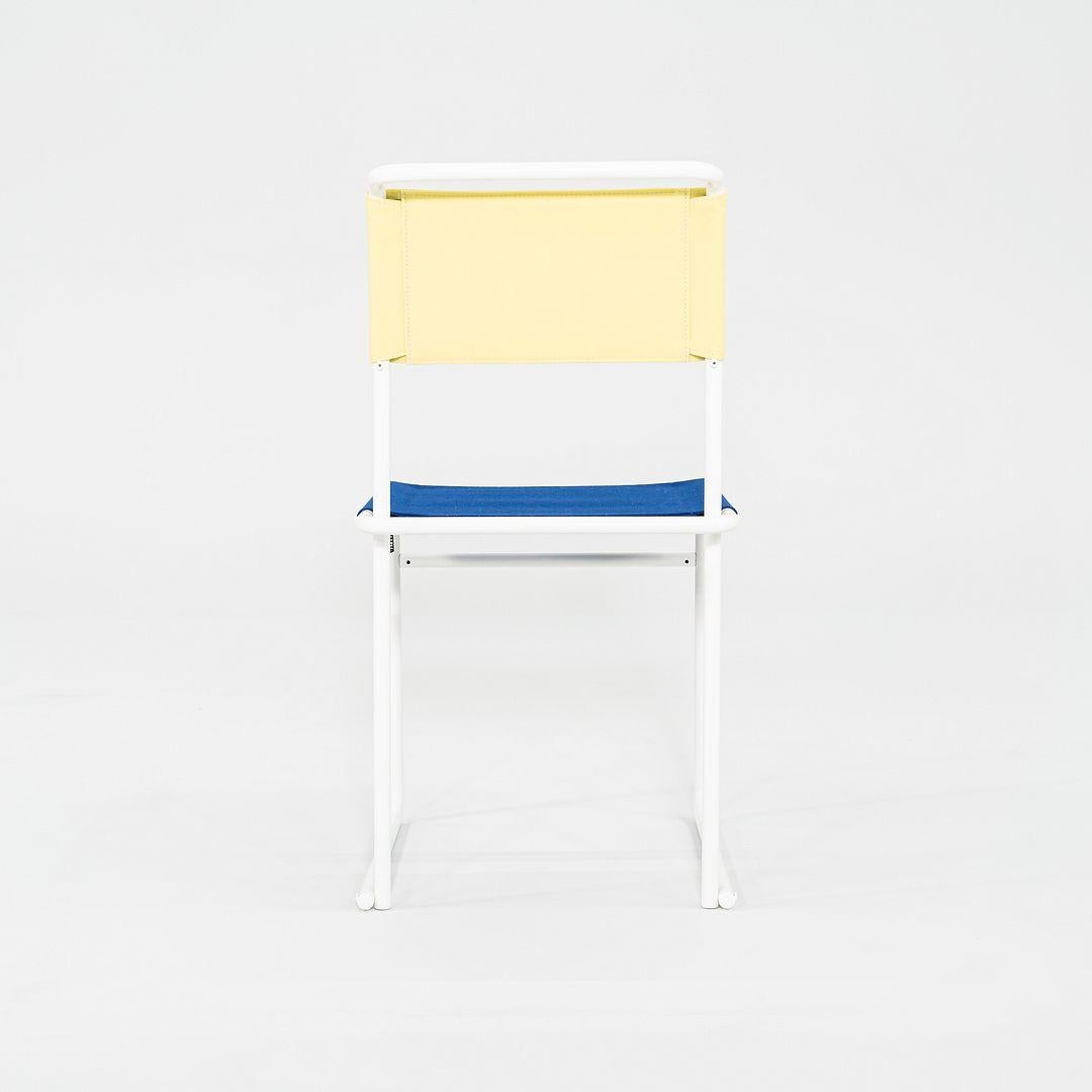 Il s'agit d'une paire de chaises de salle à manger B40, conçues à l'origine par Marcel Breuer en 1926. Ces exemples particuliers ont été produits par Tecta en Allemagne C.C. 2023. Les chaises sont composées d'une structure en acier tubulaire et