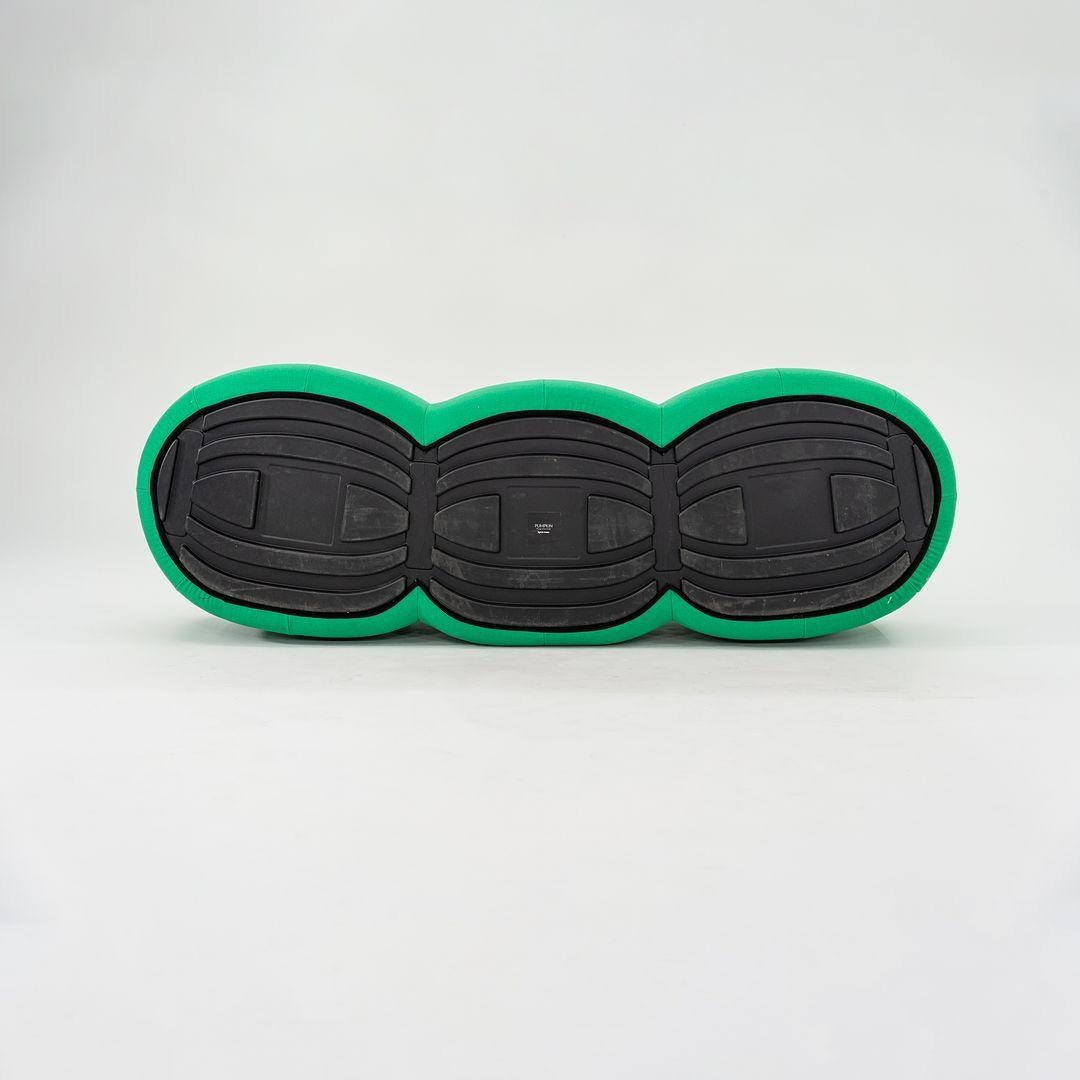 2023 Pierre Paulin para Ligne Roset Sofá / Settee grande de 3 plazas Calabaza en venta 1