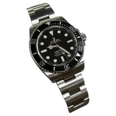 2023 Rolex 124060 Submariner 41mm Schwarz Keramik Edelstahl Box Papier