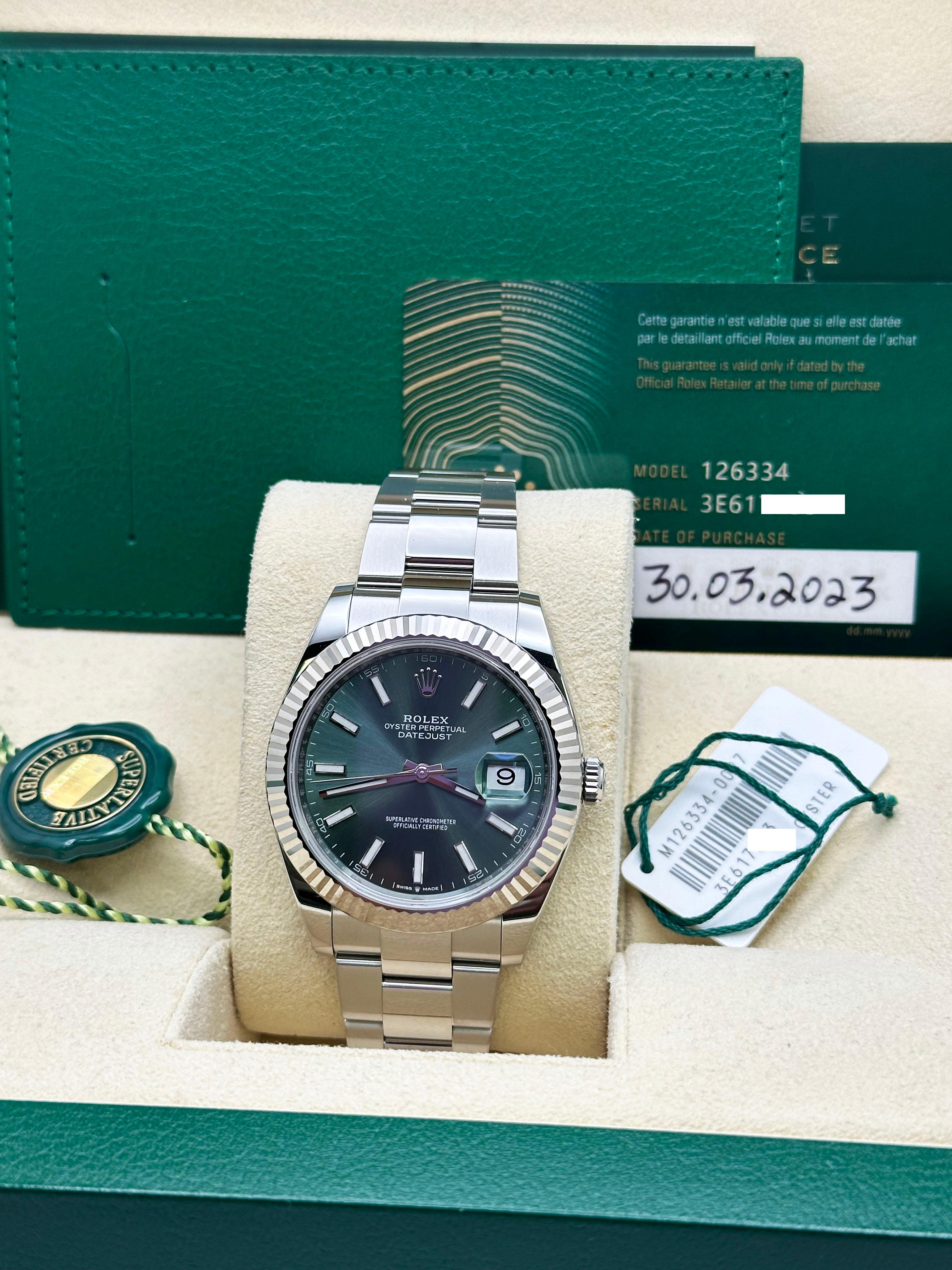 2023 Rolex 126334 Datejust 41 Mint Green Dial Stainless Steel Box Paper In Excellent Condition For Sale In San Diego, CA