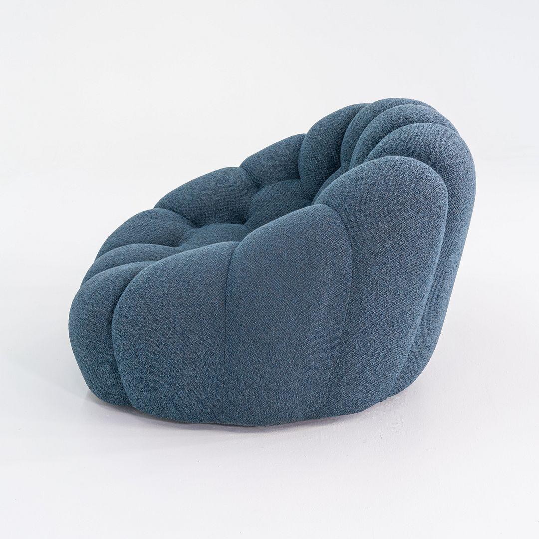 2023 Sacha Lakic para Roche Bobois Sillón Bubble Lounge de tela azul en venta 4