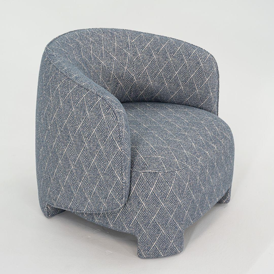 2023 Sebastian Herkner für Ligne Roset Taru Loungesessel in Erpi Bleu-Stoff (Stahl) im Angebot