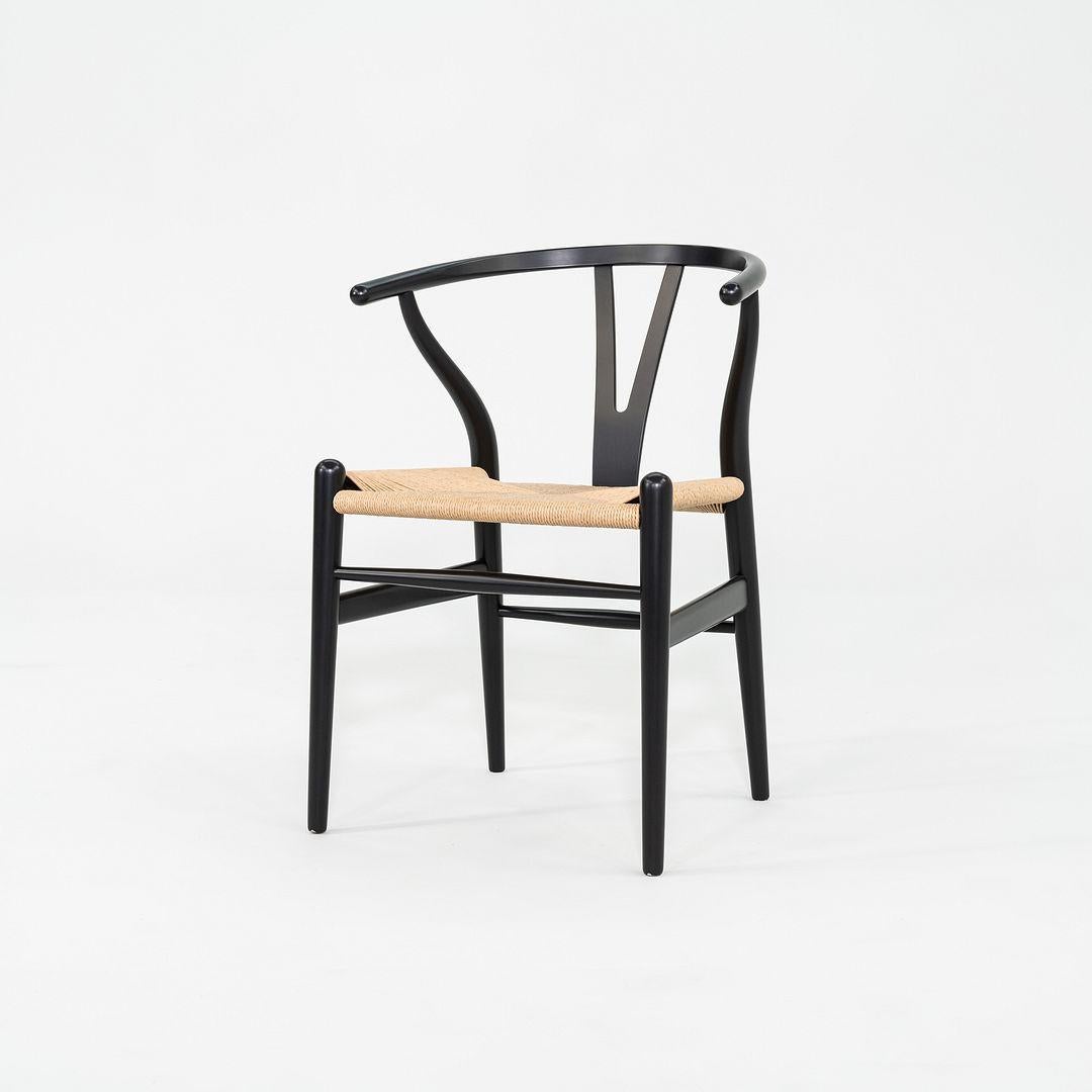 Danese 2023 Set di tre poltrone da pranzo Hans Wegner per Carl Hansen CH24 Wishbone in vendita
