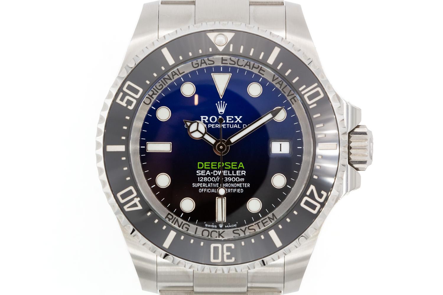 Men's 2023 Unworn Rolex DeepSea James Cameron Sea-Dweller 136660 Steel Box Papers