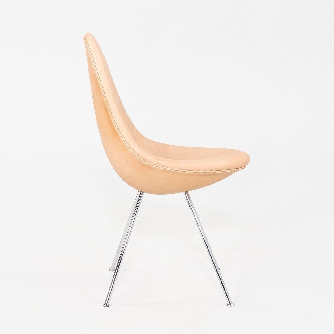 Acier 2024 Arne Jacobsen for Fritz Hansen Drop Dining Chair en cuir rustique en vente