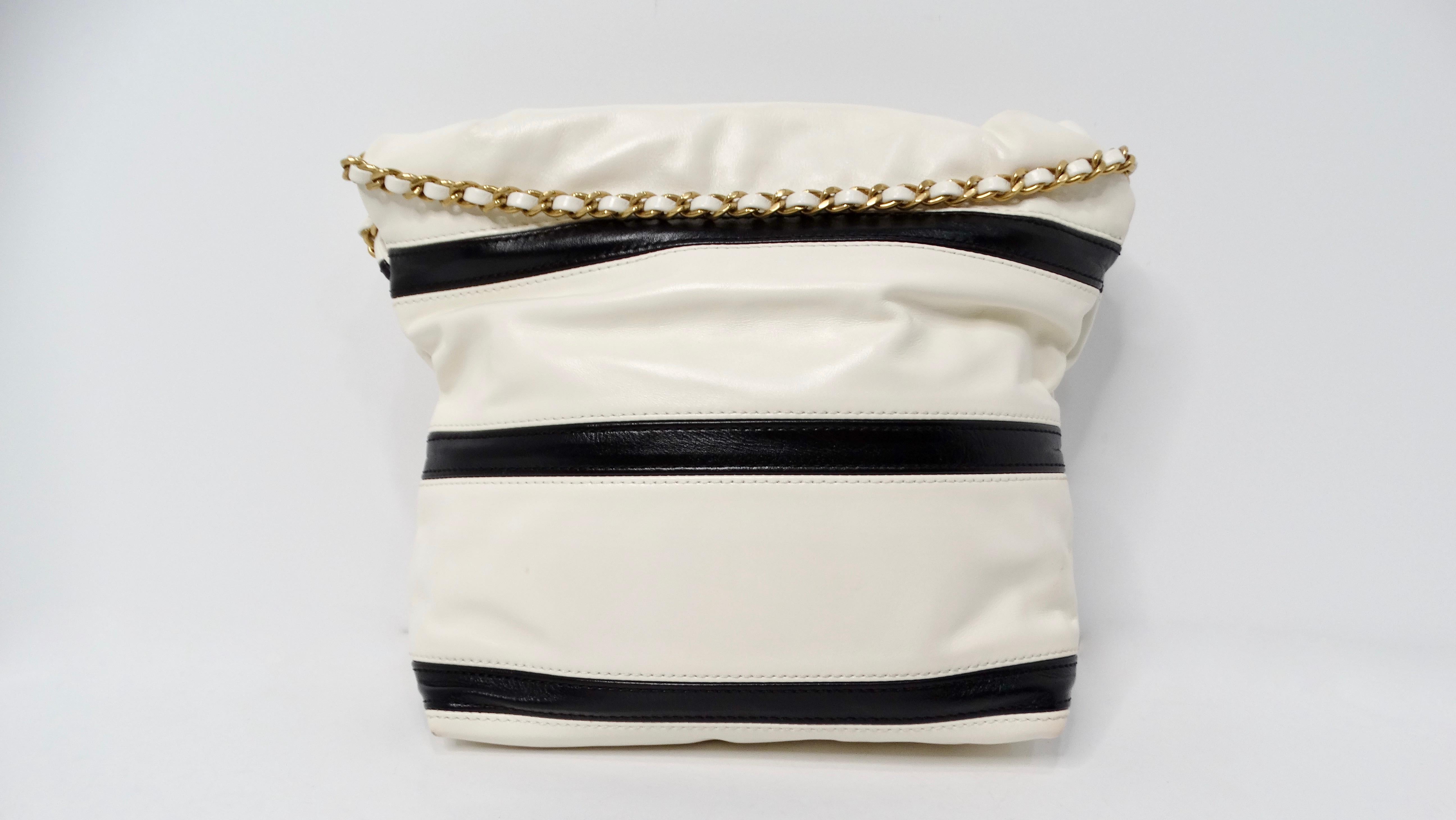 2024 Chanel Mini 22 Black & White Striped Shiny Calfskin Hobo Bag For Sale 2