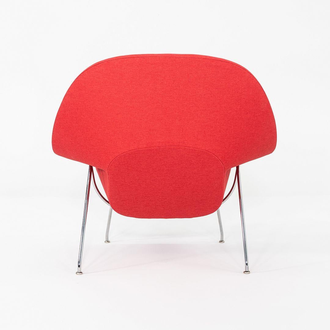2024 Eero Saarinen for Knoll Womb Lounge Chair in Red Fabric and Chrome In Good Condition For Sale In Philadelphia, PA