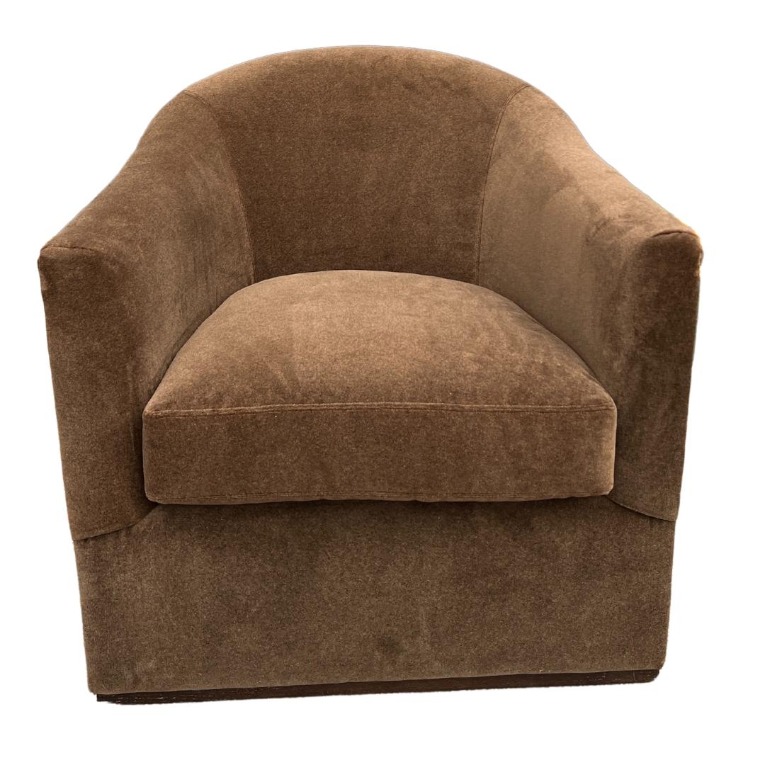 Modern 2024 Lee Industries Swivel Chair For Sale