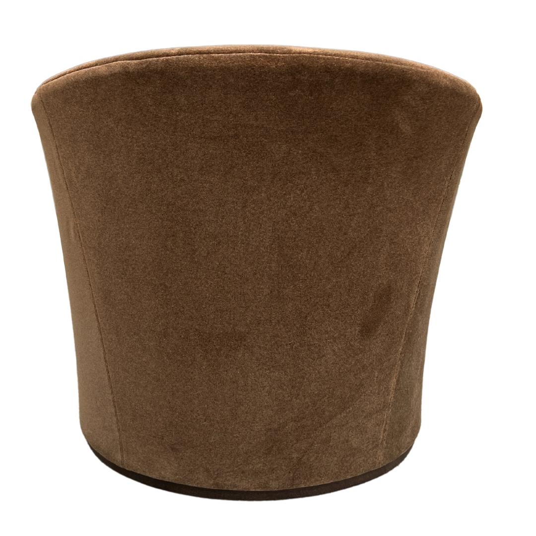 American 2024 Lee Industries Swivel Chair For Sale
