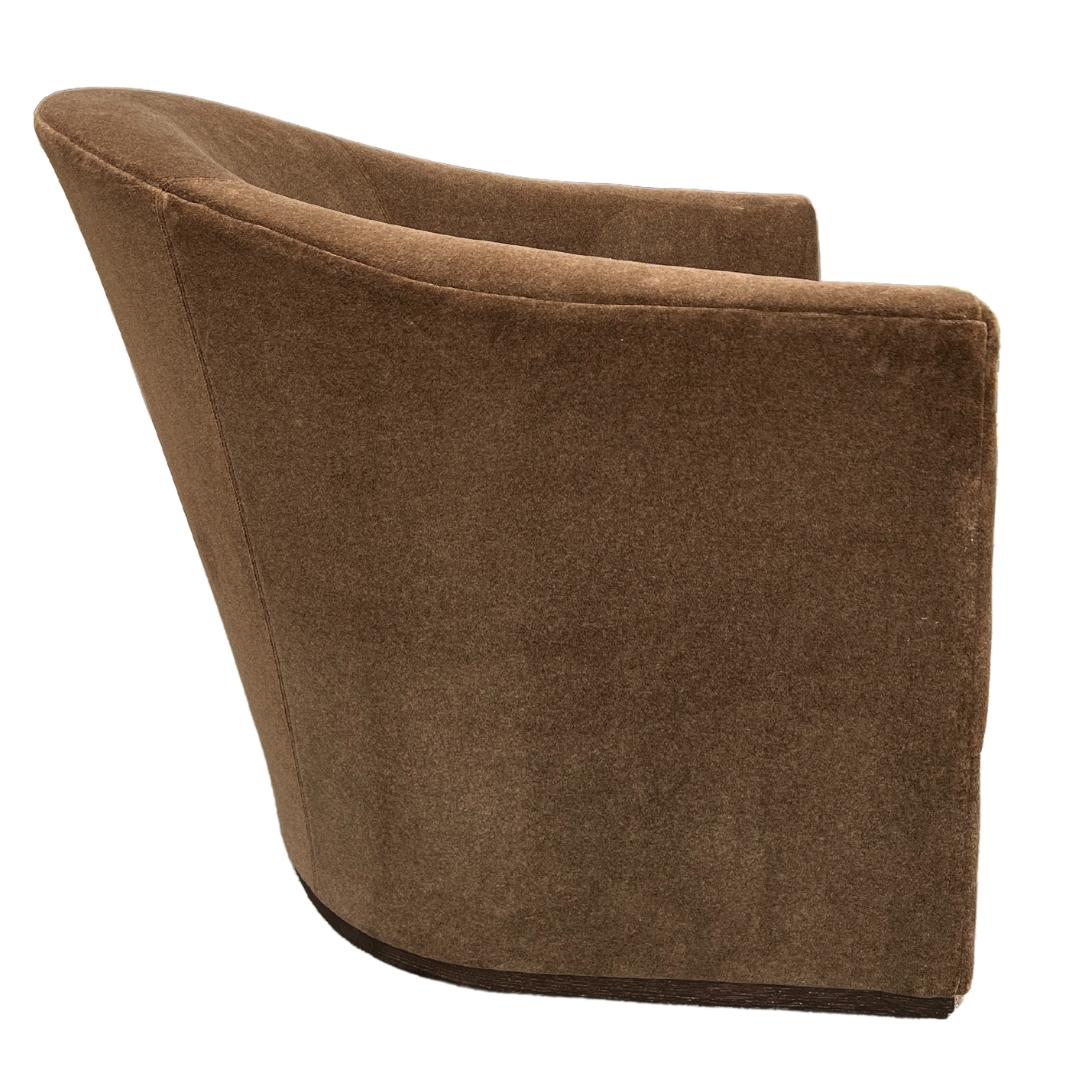 2024 Lee Industries Swivel Chair In New Condition For Sale In Alpharetta, GA