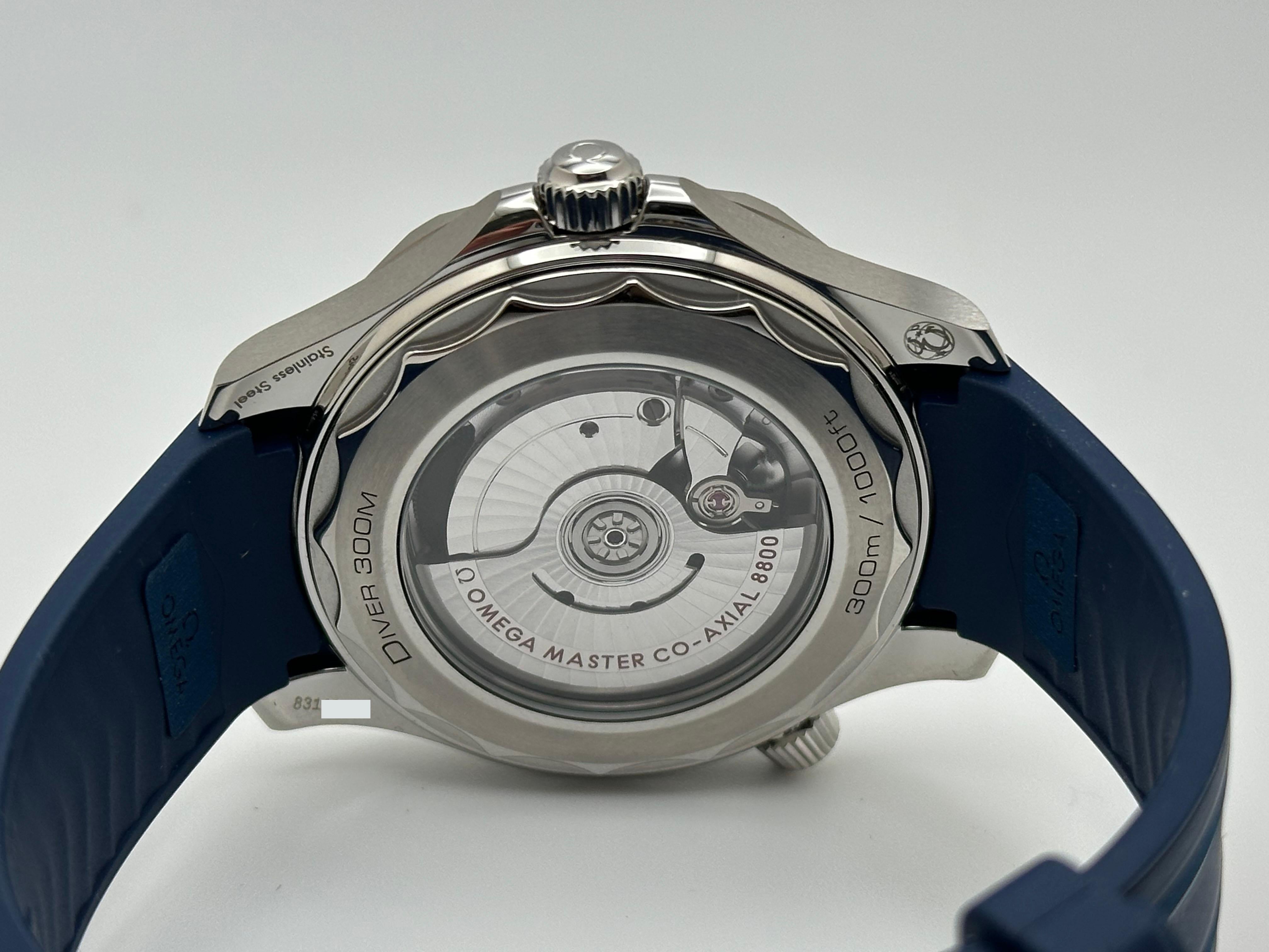 2024 Omega Seamaster Diver 210.32.42.20.06.001 Blaue Lünette Stahl Box Papier im Angebot 5