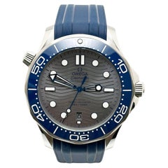 2024 Omega Seamaster Diver 210.32.42.20.06.001 Azul Bisel Acero Caja Papel