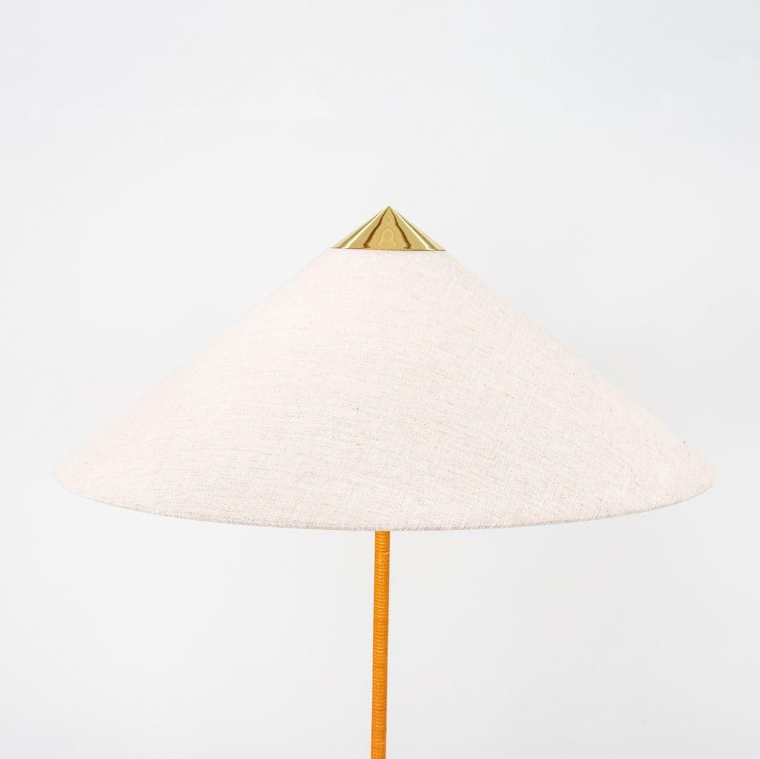 2024 Paavo Tynell for GUBI 9602 Floor Lamp ‚ÄúChinese Hat‚Äù with Canvas Shade In condizioni buone in vendita a Philadelphia, PA