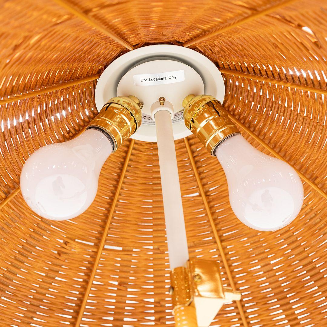 2024 Paavo Tynell per Gubi 9602 Lampada da terra 