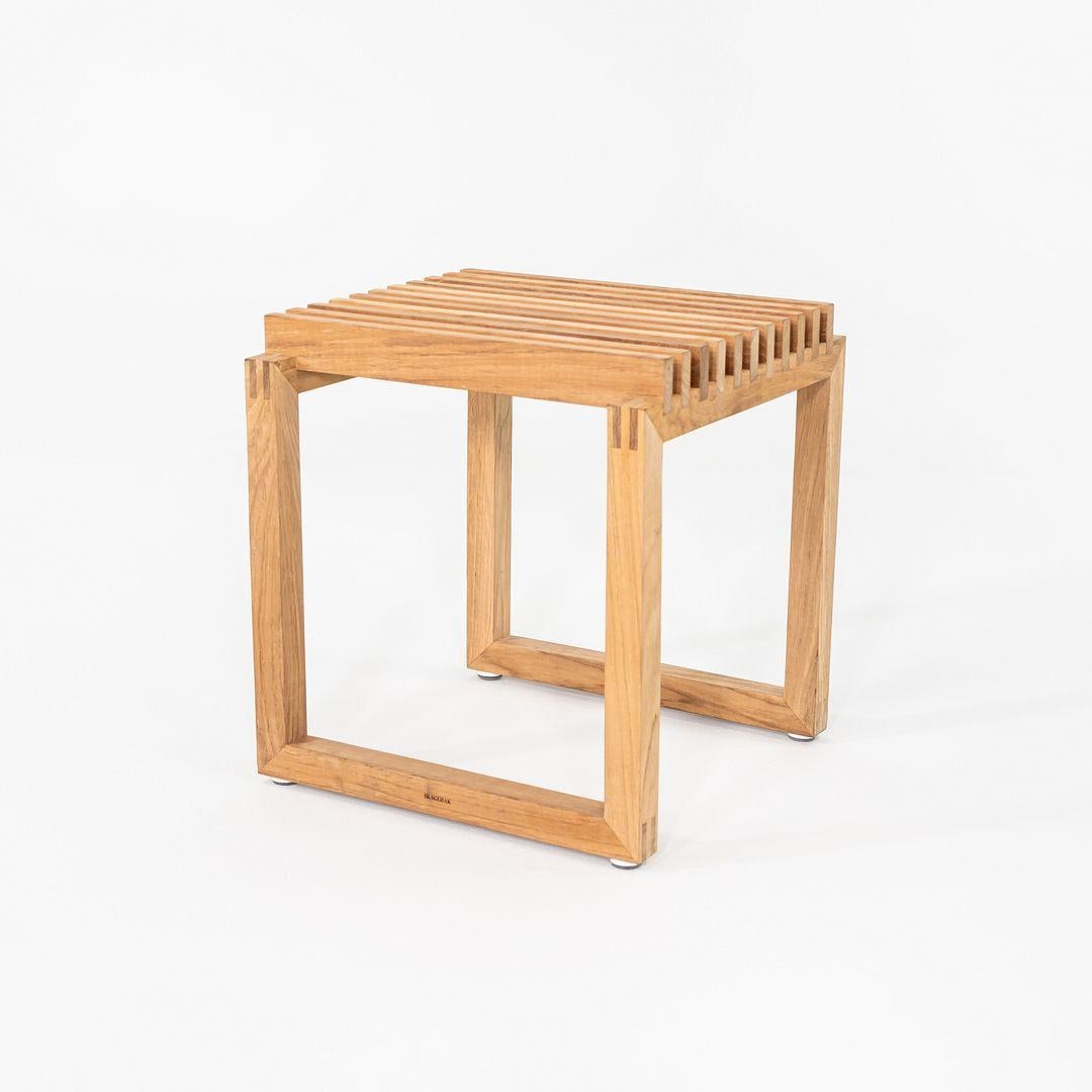 2024 Pareja de taburetes Cutter de Niels Hvass para Fritz Hansen / Skagerak en teca en venta 1