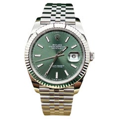 2024 Rolex 126334 Datejust 41 Mint grünes Zifferblatt Stahl & 18K Gold Box Papier Jubilee