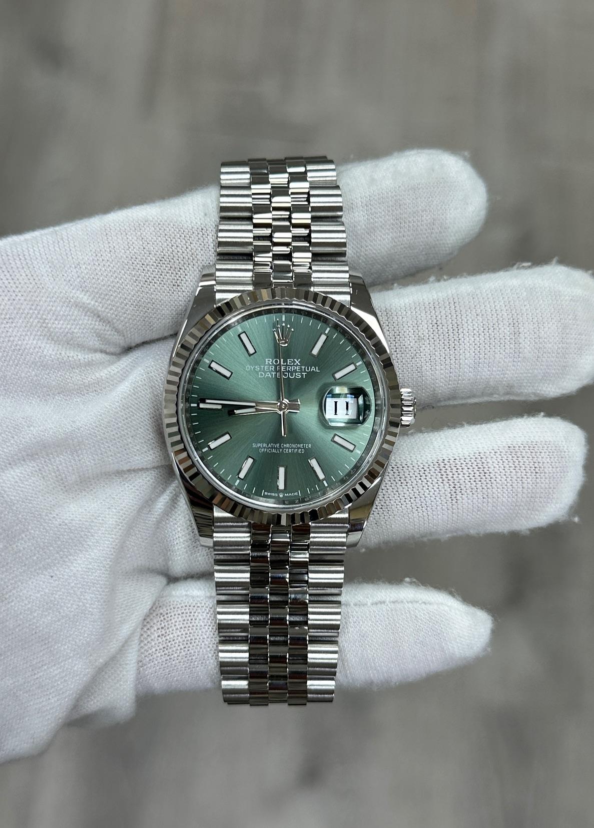 2024 Rolex Datejust 126234 36mm Mint Grün Jubilee Edelstahl 18K Gold Box Papiere im Angebot 1
