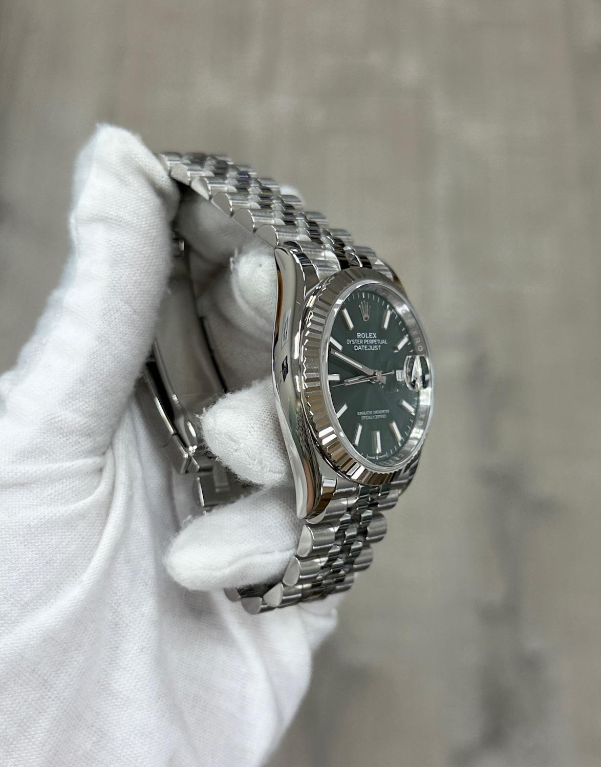 2024 Rolex Datejust 126234 36mm Mint Grün Jubilee Edelstahl 18K Gold Box Papiere im Angebot 4