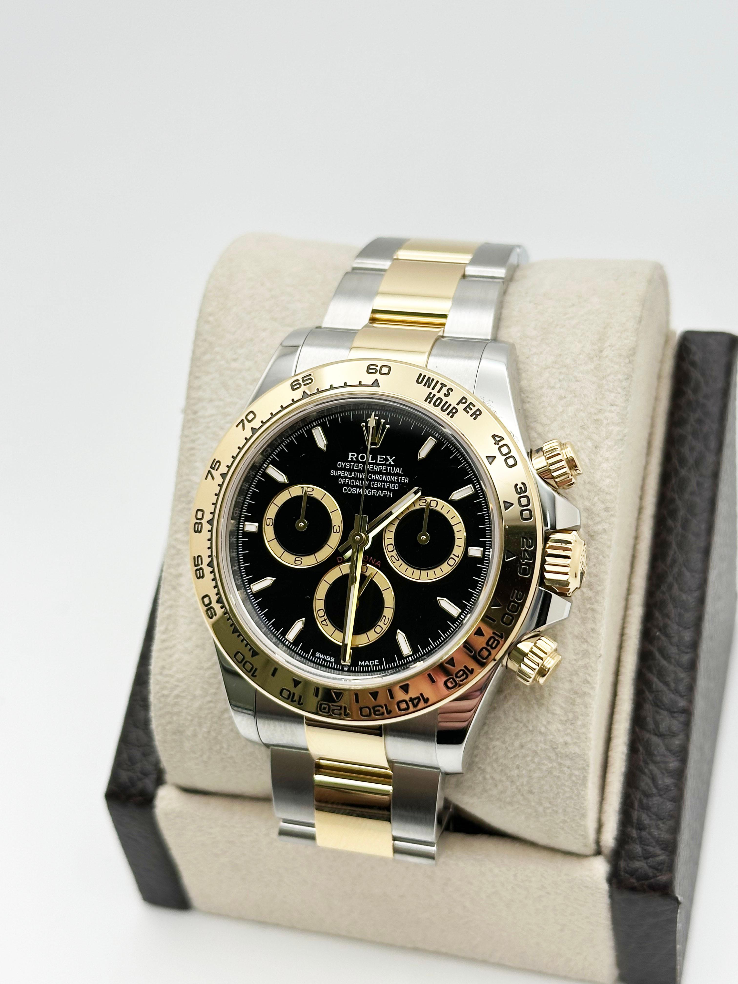 De los hombres 2024 Rolex Daytona 126503 Black Dial 18K Yellow Gold Stainless Steel Box Paper en venta