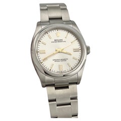 2024 Rolex Oyster Perpetual 126000 36mm Silber Zifferblatt Edelstahl Box Papier