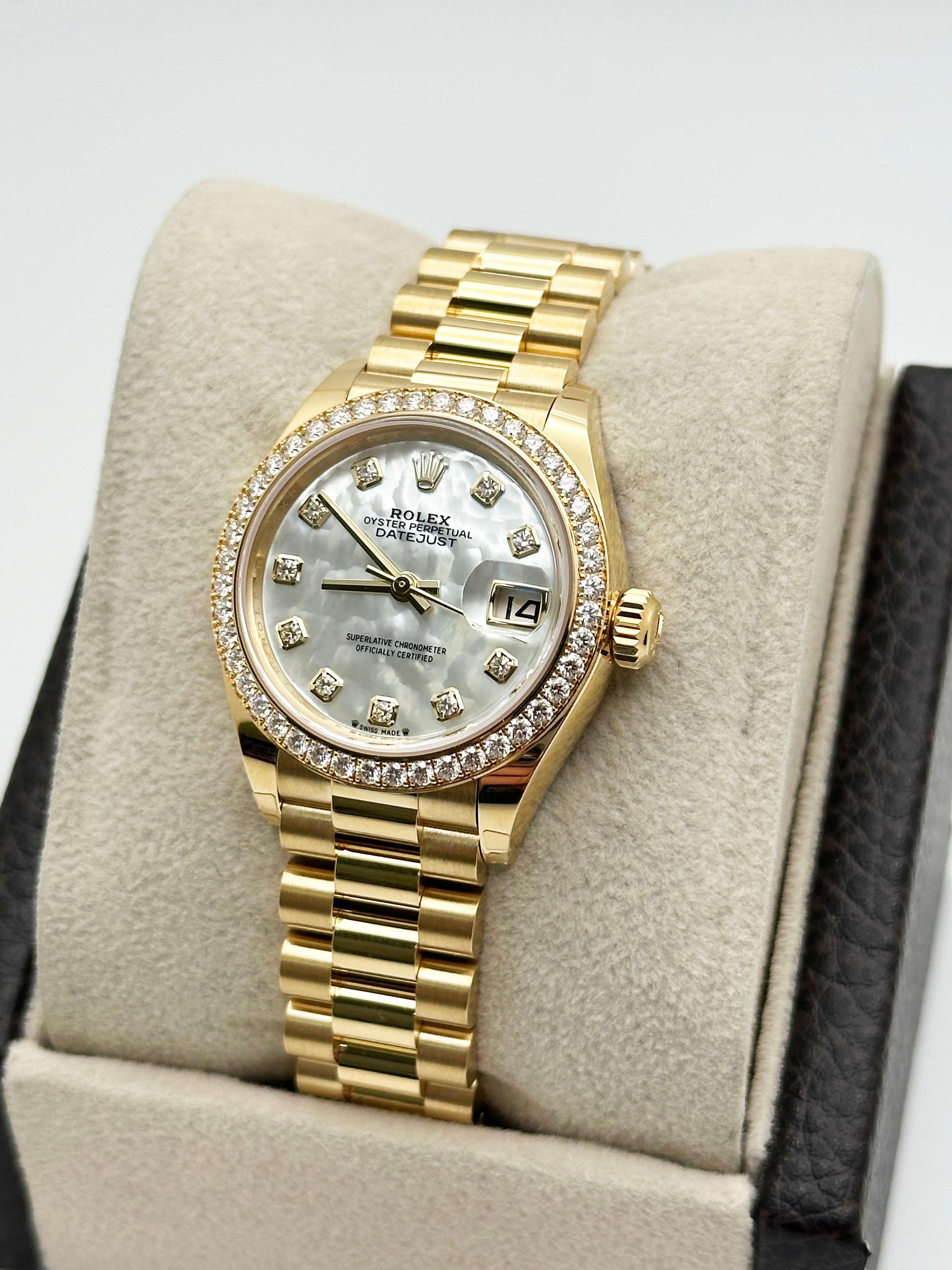 Donna 2024 Rolex President 279138RBR MOP Quadrante di diamanti Lunetta di diamanti Oro giallo 18 carati in vendita