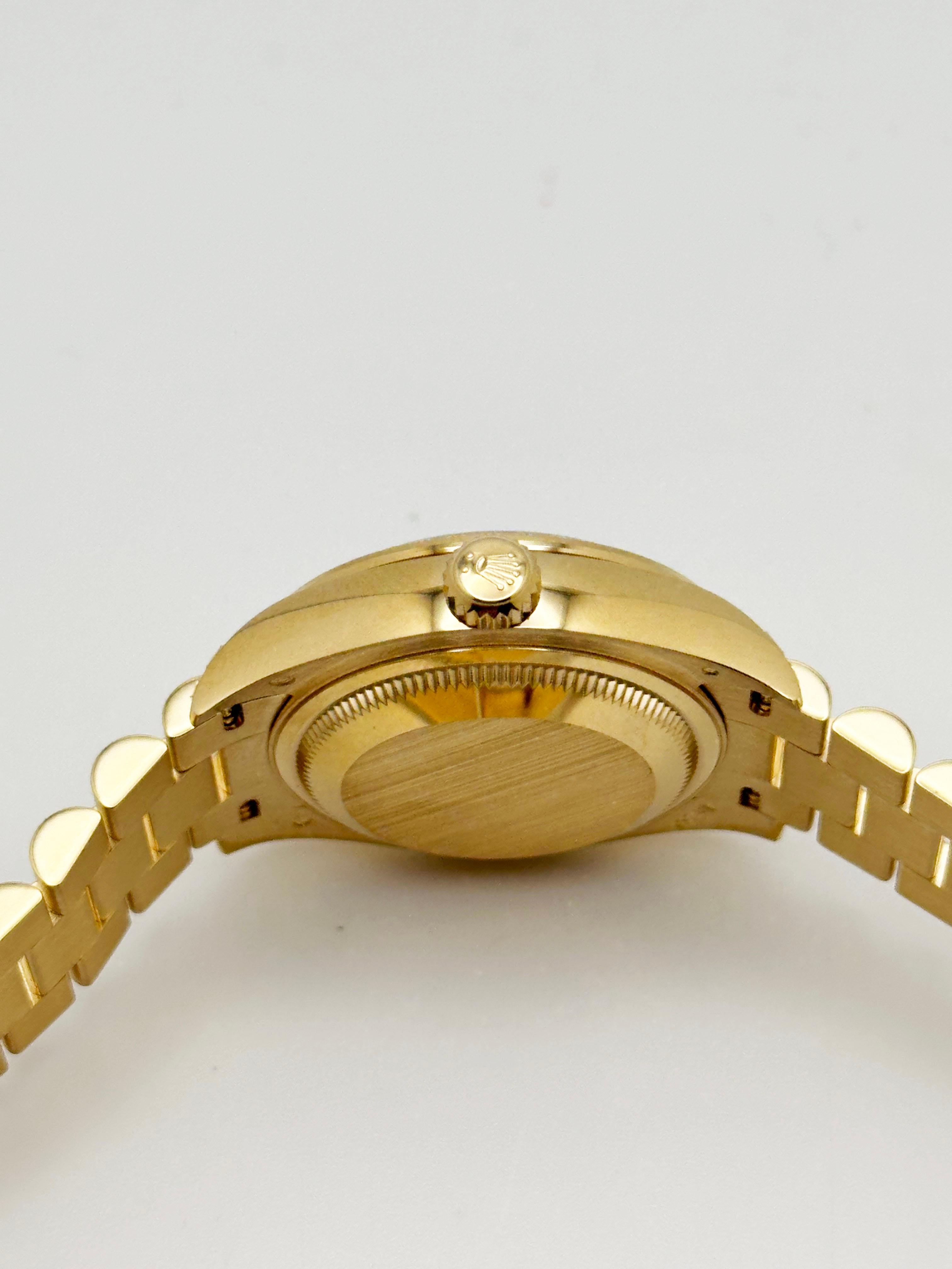 2024 Rolex President 279138RBR MOP Quadrante di diamanti Lunetta di diamanti Oro giallo 18 carati in vendita 4