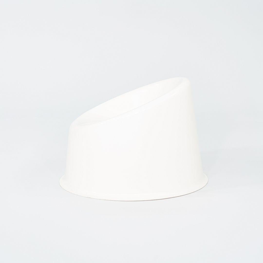 Contemporary 2024 Set of Four Verner Panton for Verpan Panto Pop Lounge Chairs in White For Sale