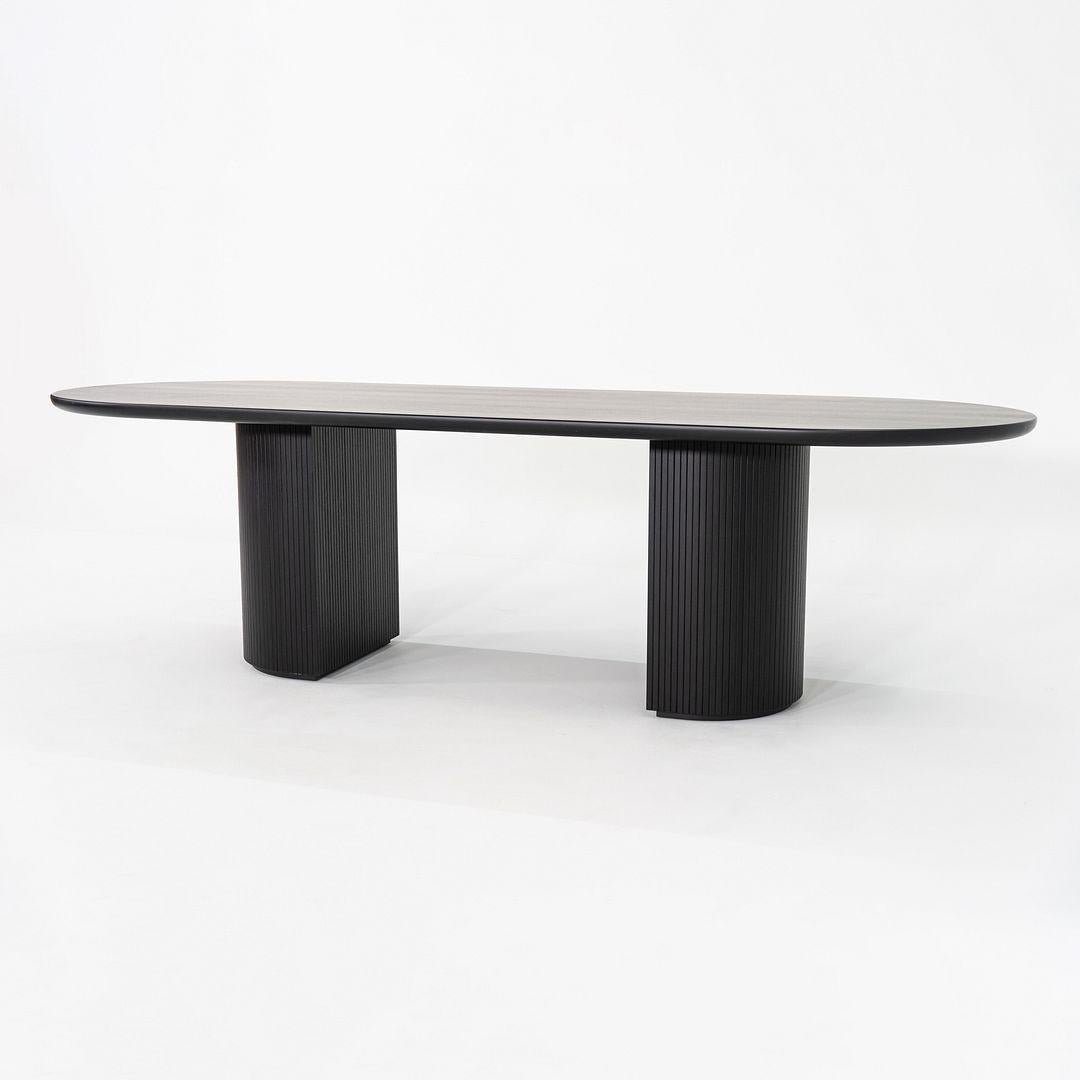 2024 Space Copenhagen para GUBI Mesa de comedor Moon Elíptica con base de columna en venta 3
