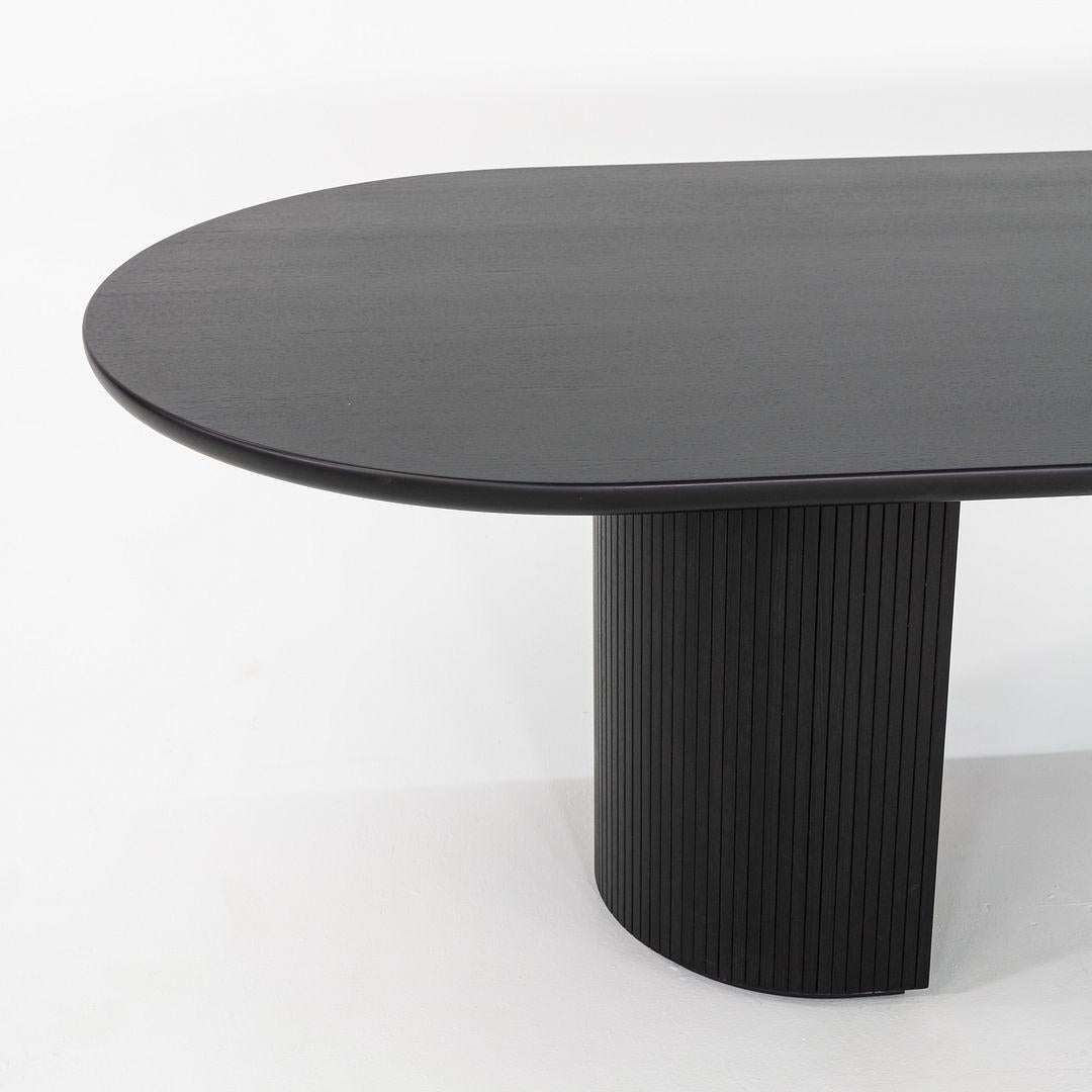 2024 Space Copenhagen para GUBI Mesa de comedor Moon Elíptica con base de columna en venta 4