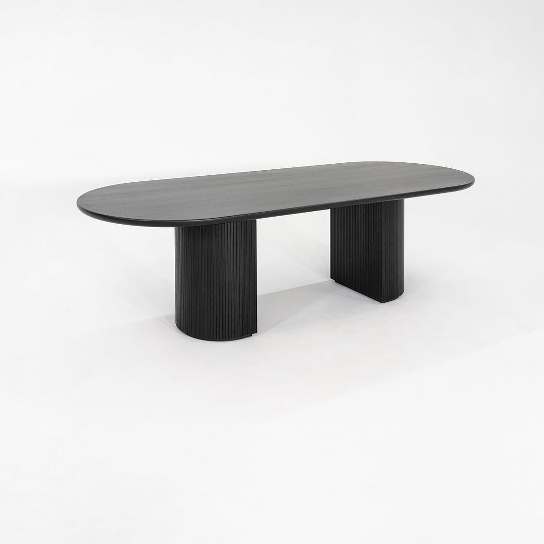 2024 Space Copenhagen para GUBI Mesa de comedor Moon Elíptica con base de columna Moderno en venta