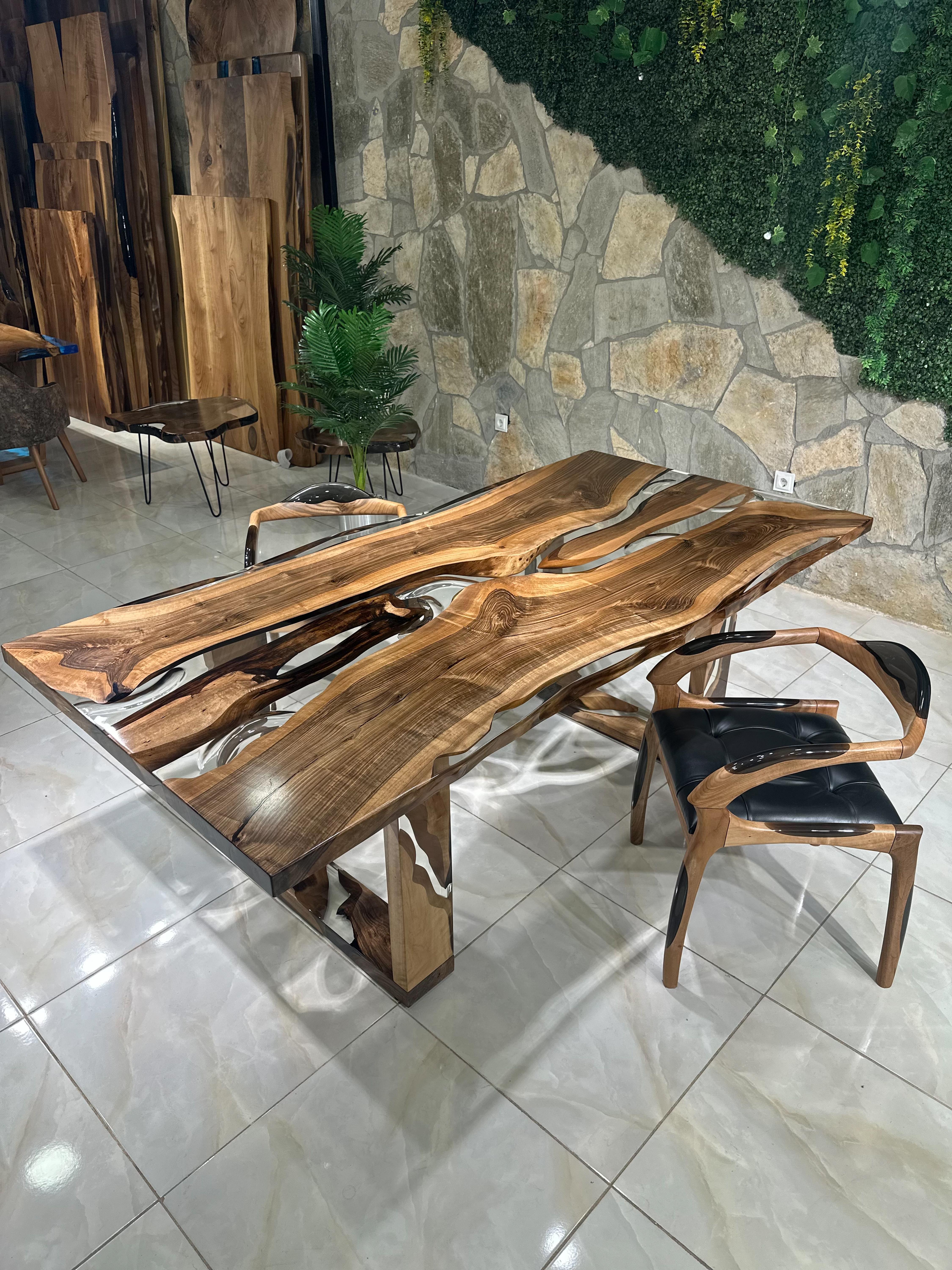 2024 - Walnut Wood Ultra Clear Epoxy Resin Dining Table For Sale 1