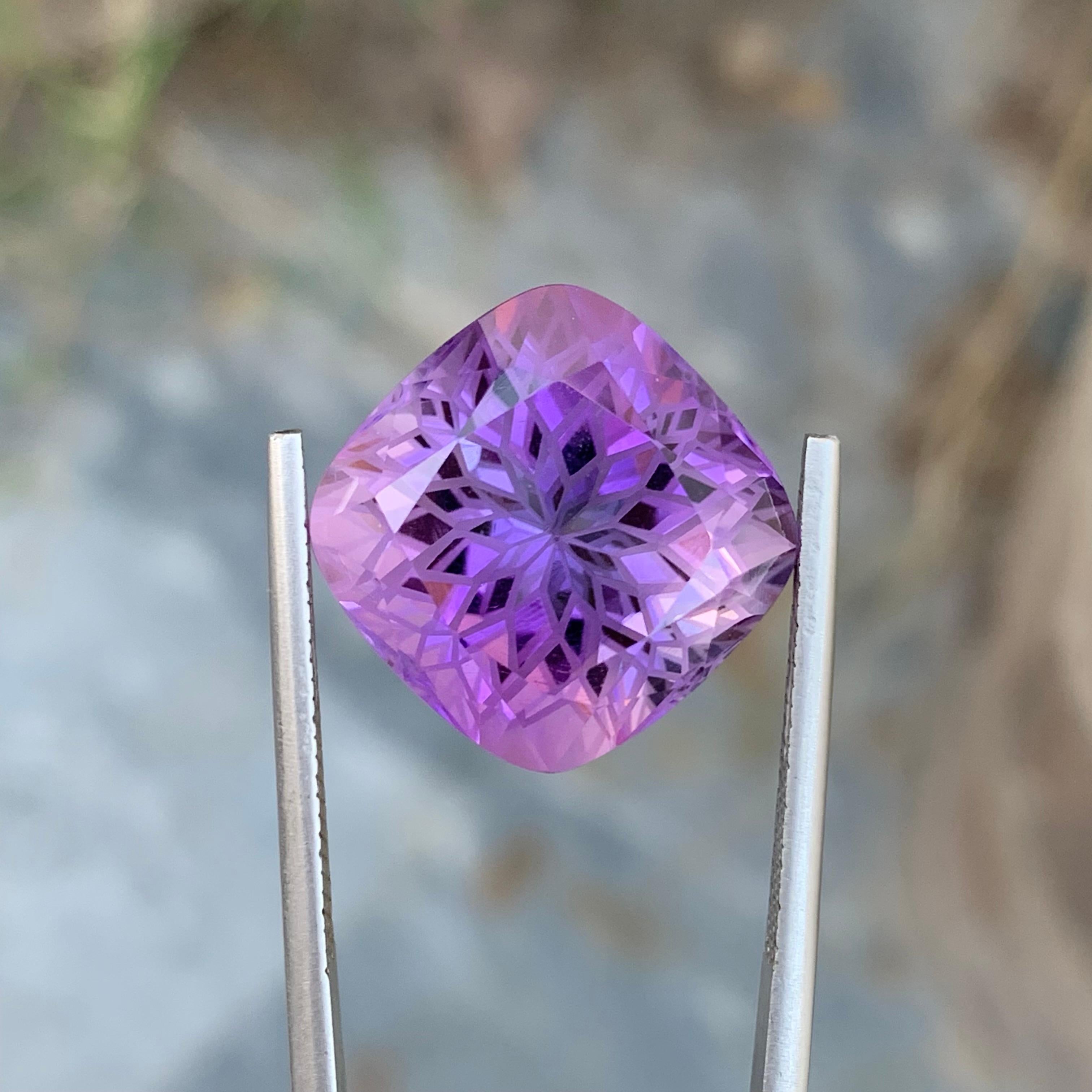 20.25 Carat Natural Loose Amethyst Perfect Square Shape Gem For Necklace  For Sale 4