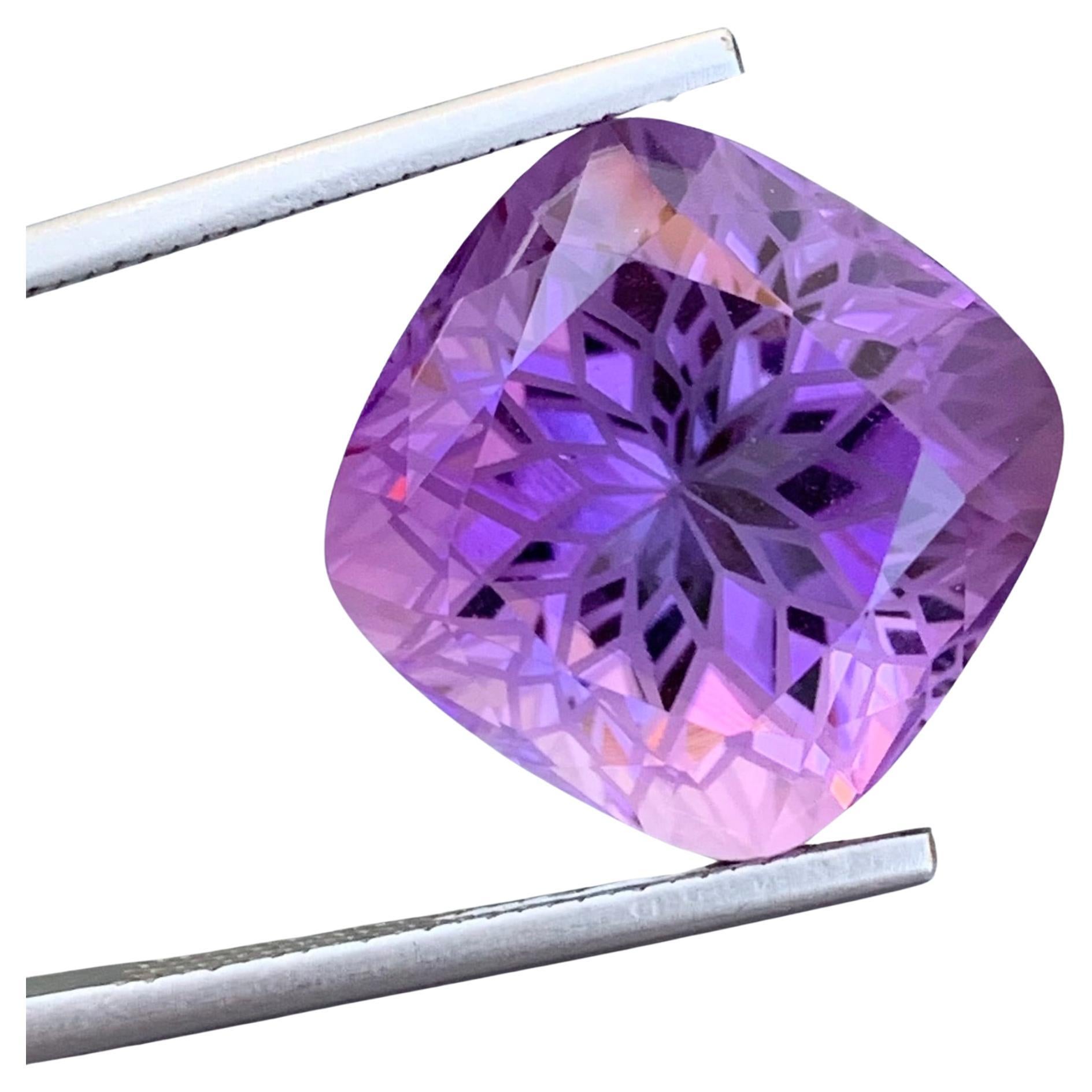 20.25 Carat Natural Loose Amethyst Perfect Square Shape Gem For Necklace  For Sale