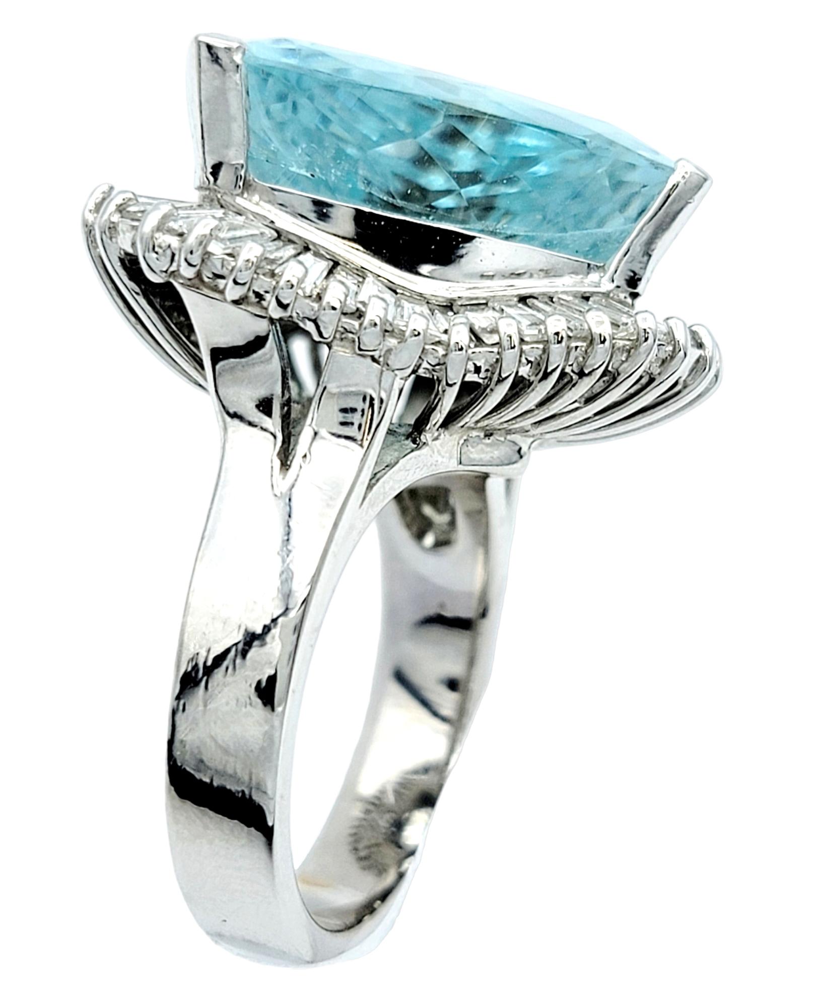 20.25 Carat Trillion Aquamarine Ring with Baguette Diamonds 14 Karat White Gold In Good Condition For Sale In Scottsdale, AZ