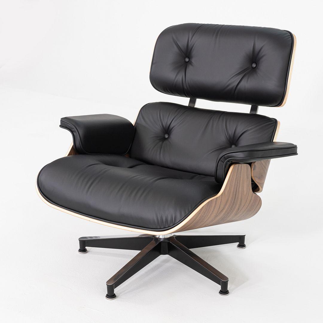 Moderne 2025 Chaise longue Herman Miller ES6707 en cuir noir et noyer en vente