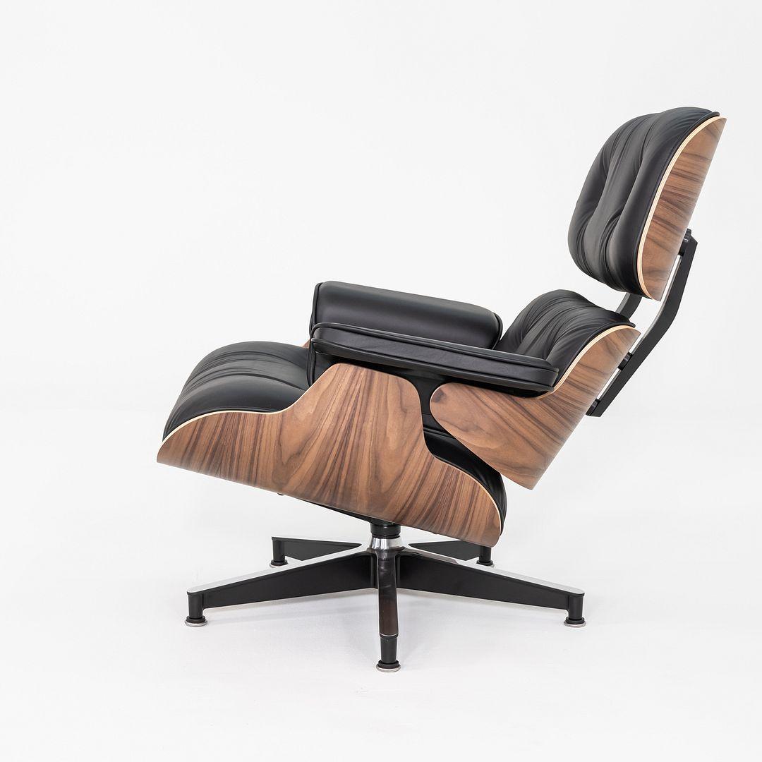 XXIe siècle et contemporain 2025 Chaise longue Herman Miller ES6707 en cuir noir et noyer en vente