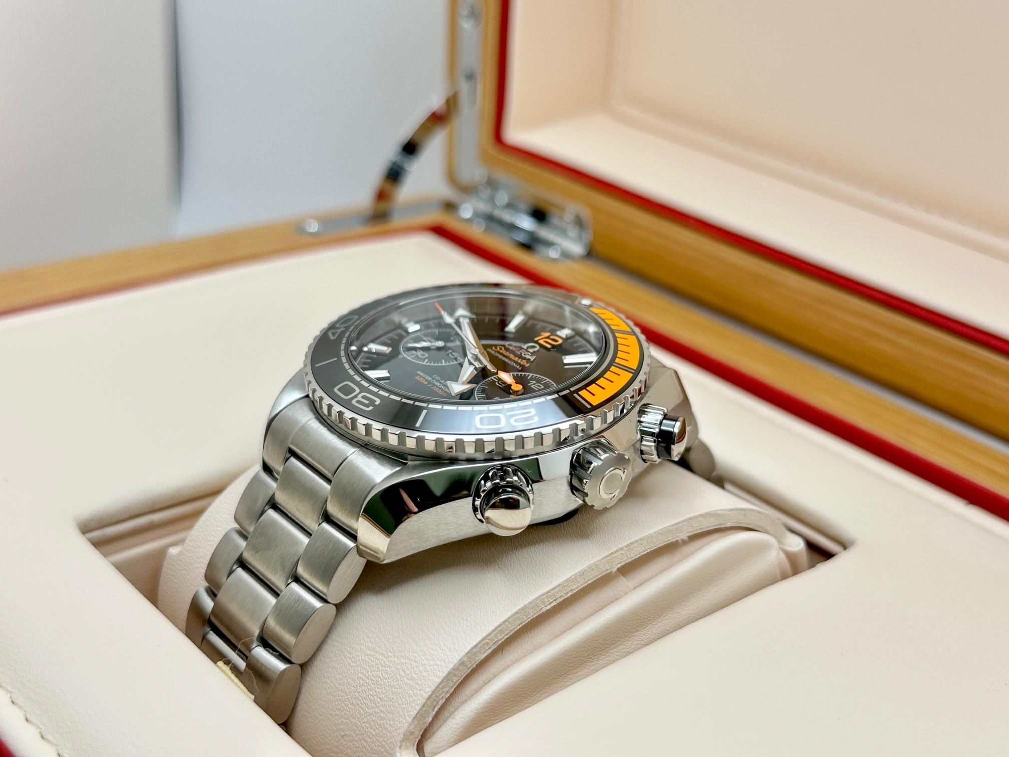 2025 NEW Omega Seamaster Planet Ocean 215.30.46.51.01.002 Stainless Box Paper For Sale 1