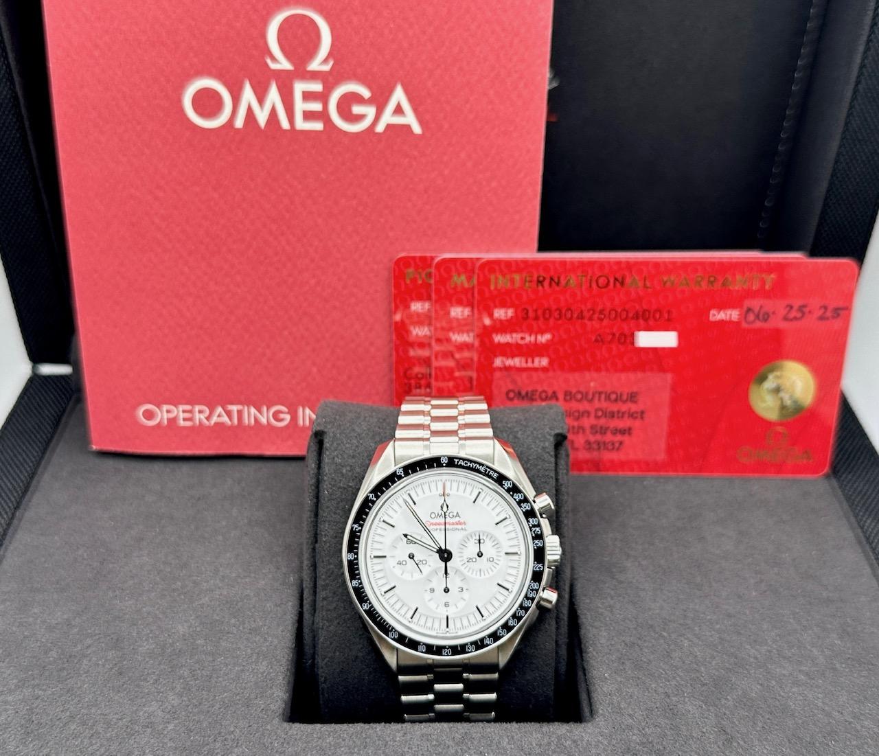 2025 Omega Speedmaster Moonwatch Professional 310.30.42.50.04.001 42mm Box Papier im Angebot 2