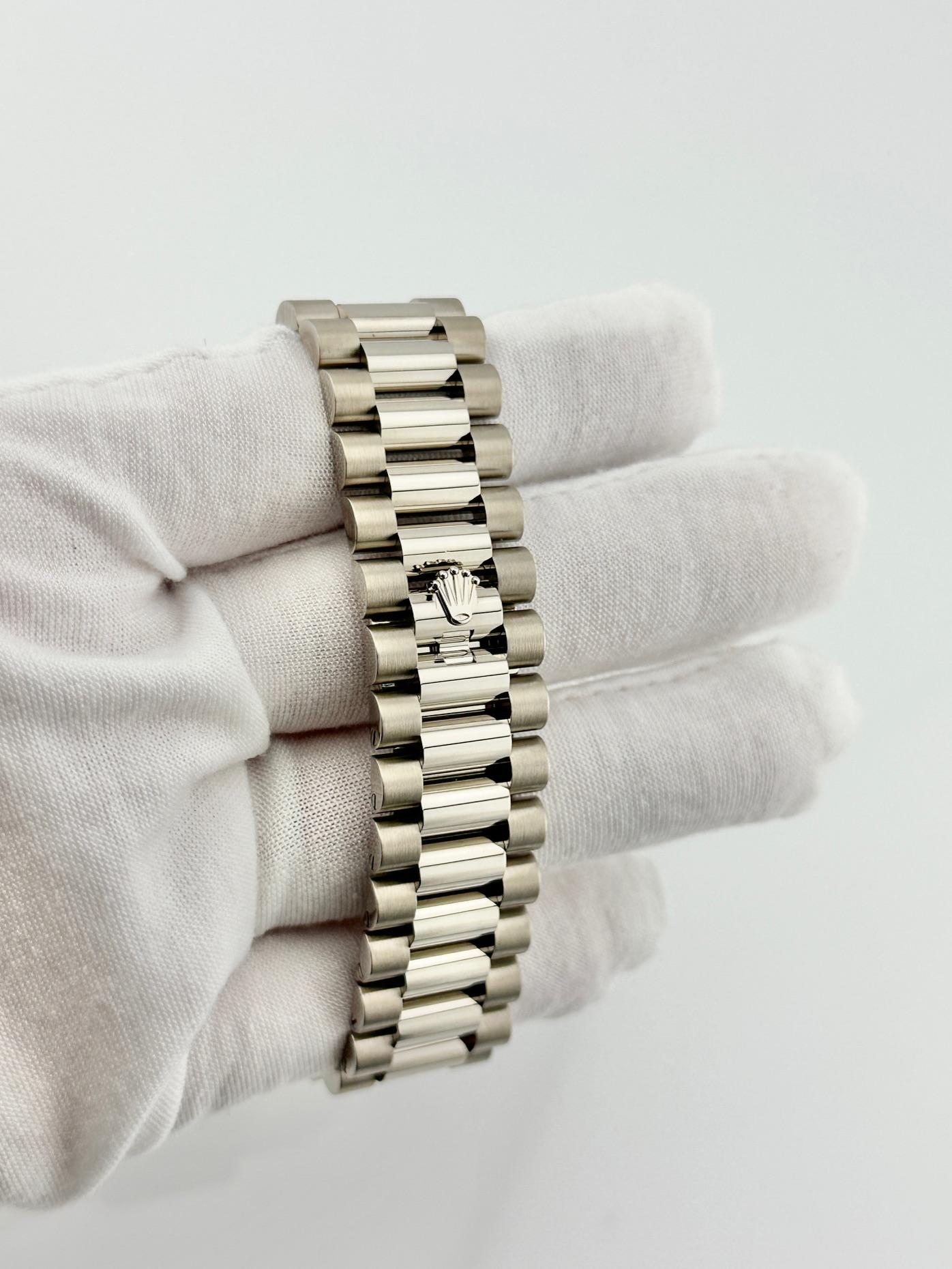 2025 Rolex Day Date 40 228349RBR Oro bianco 18 carati Meteorite Diamante Quadrante e Lunetta in vendita 2