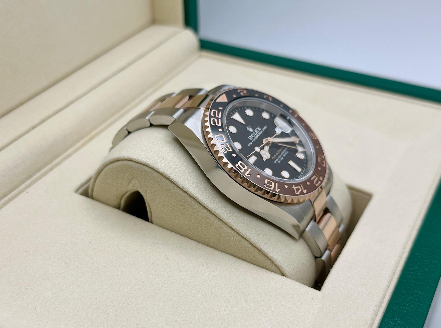 2025 Rolex GMT Master II 126711CHNR Root Beer Oro rosa de 18 quilates Caja de acero Papel en venta 1