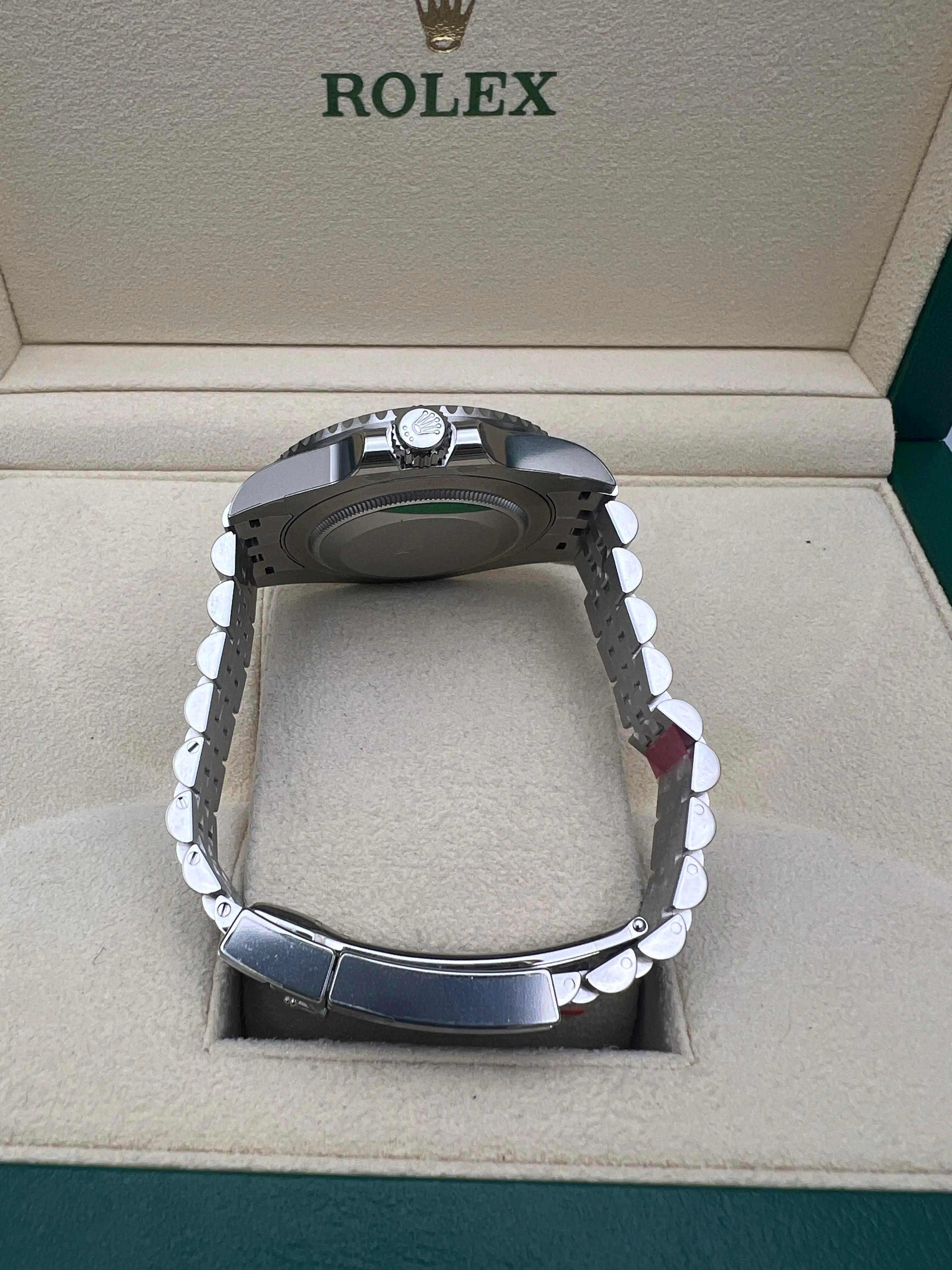 2025 Rolex GMT-Master Ⅱ 40mm 126710GRNR Bruce Wayne Gris Negro Caja Jubileo Papel en venta 8