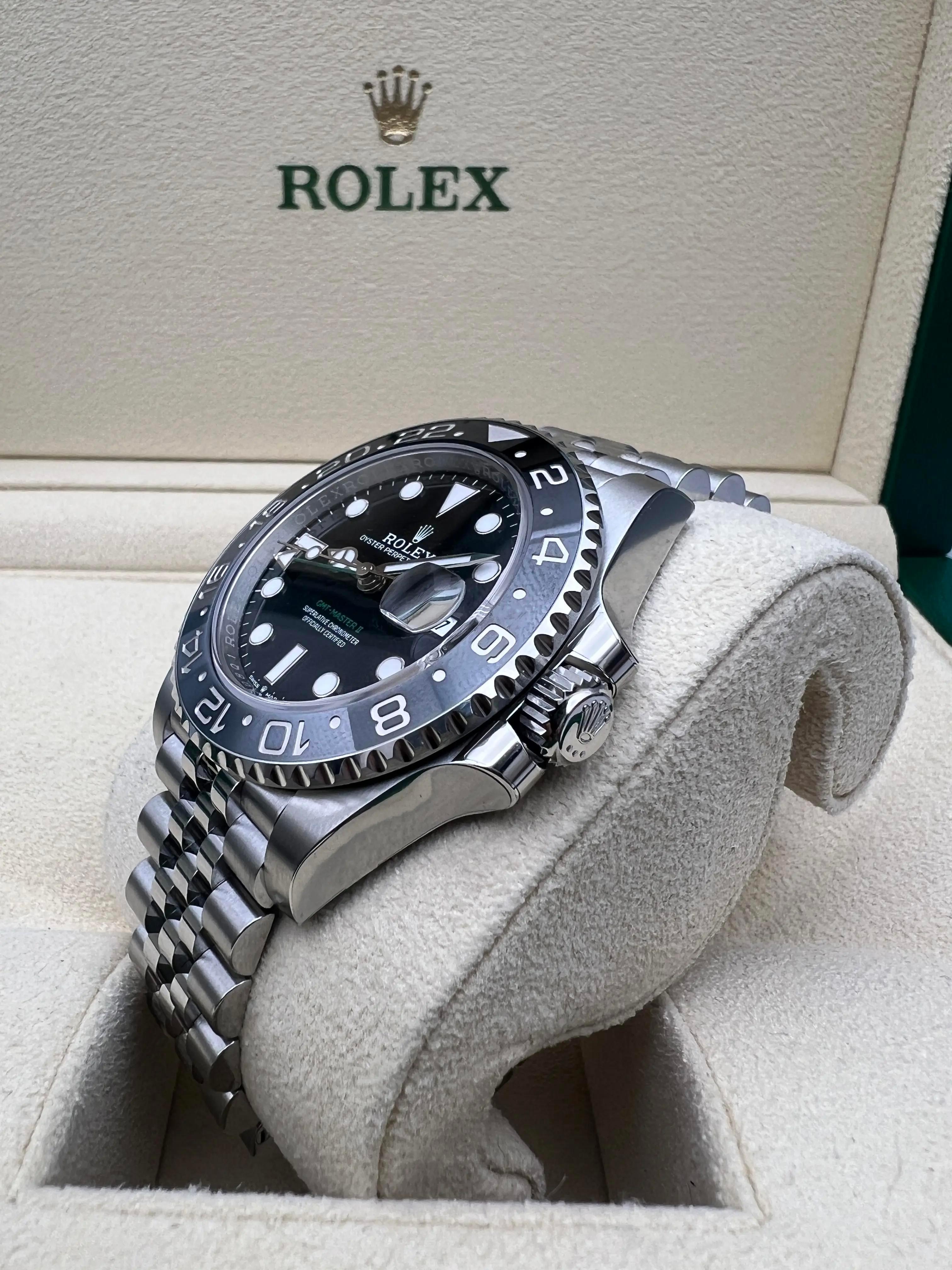 2025 Rolex GMT-Master Ⅱ 40mm 126710GRNR Bruce Wayne Gris Negro Caja Jubileo Papel en venta 4