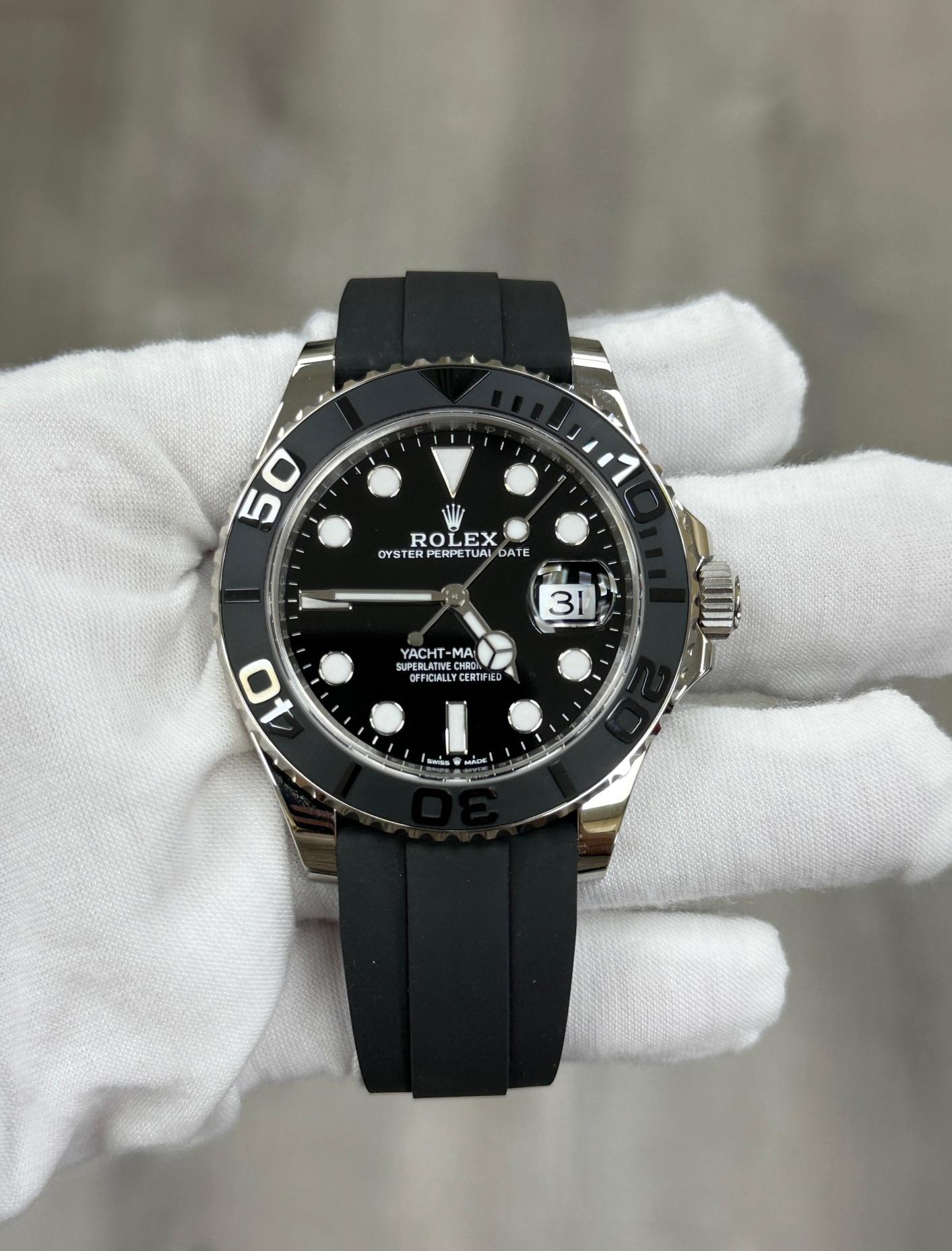 2025 Rolex Yacht Master 226659 Or blanc 18K Céramique noire 42mm Oysterflex en vente 3