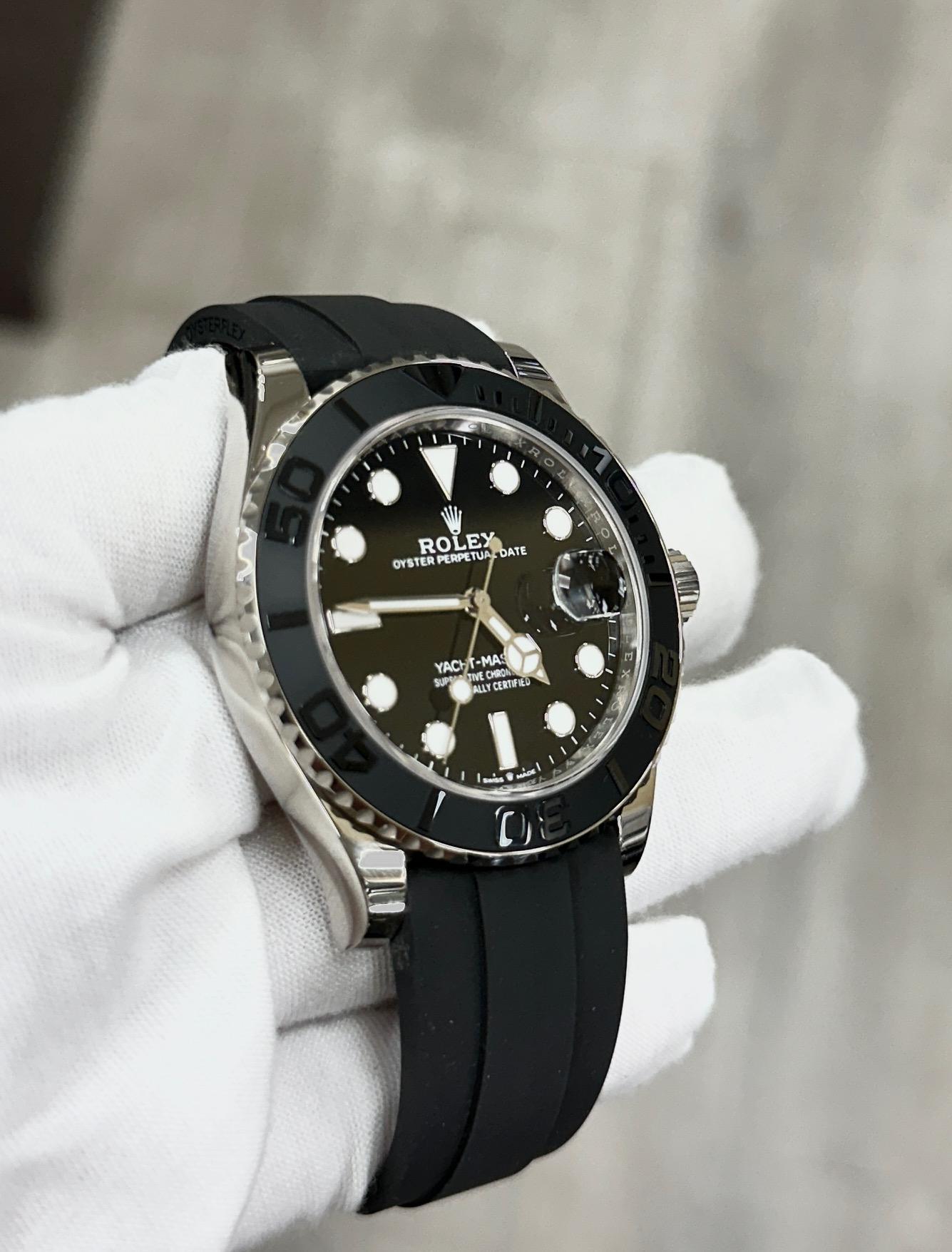 2025 Rolex Yacht Master 226659 Or blanc 18K Céramique noire 42mm Oysterflex en vente 4