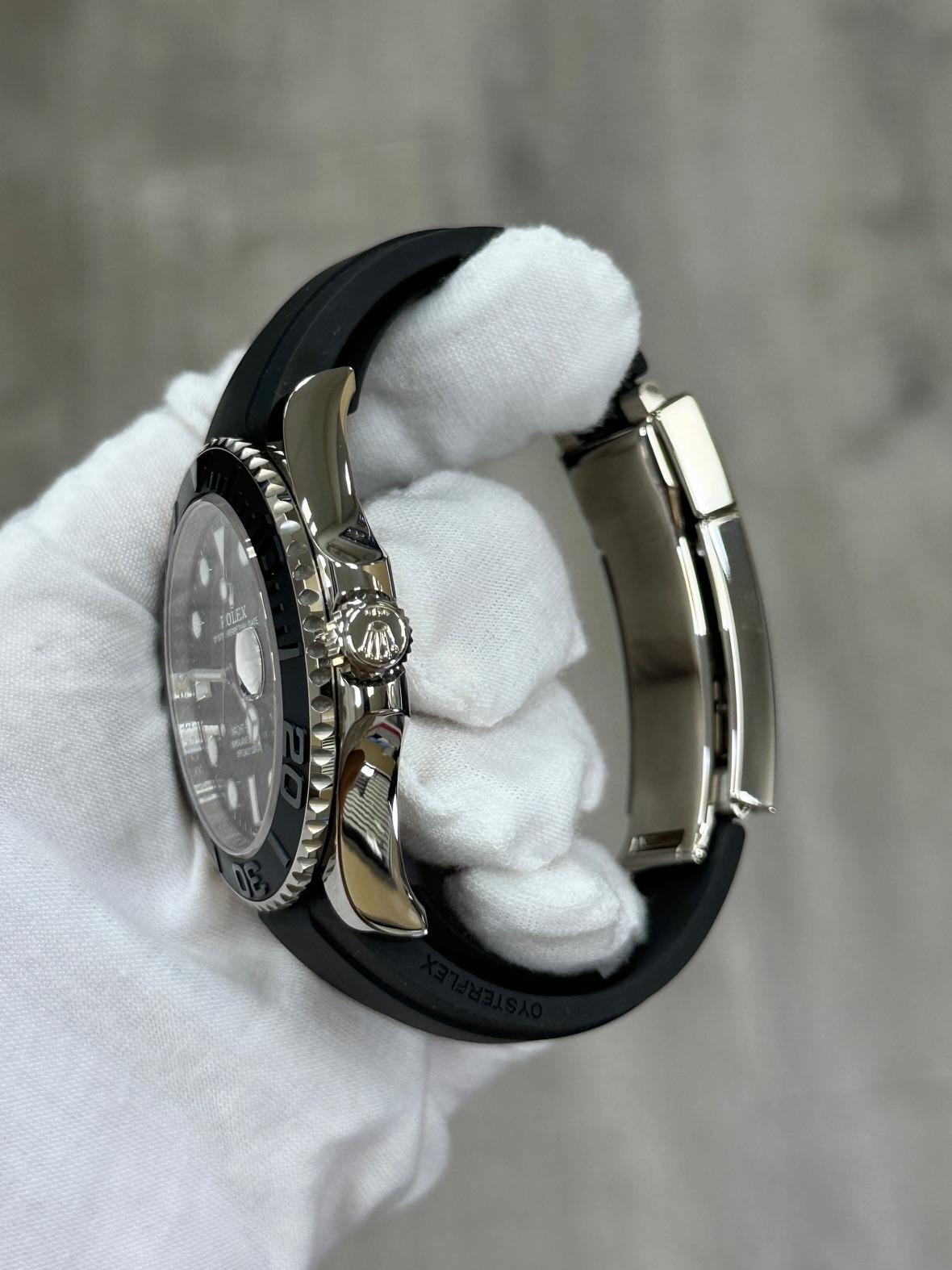 2025 Rolex Yacht Master 226659 Or blanc 18K Céramique noire 42mm Oysterflex en vente 5