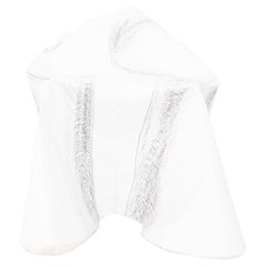 2025 Zachary A. Design Papierstuhl Kurven und Schwünge